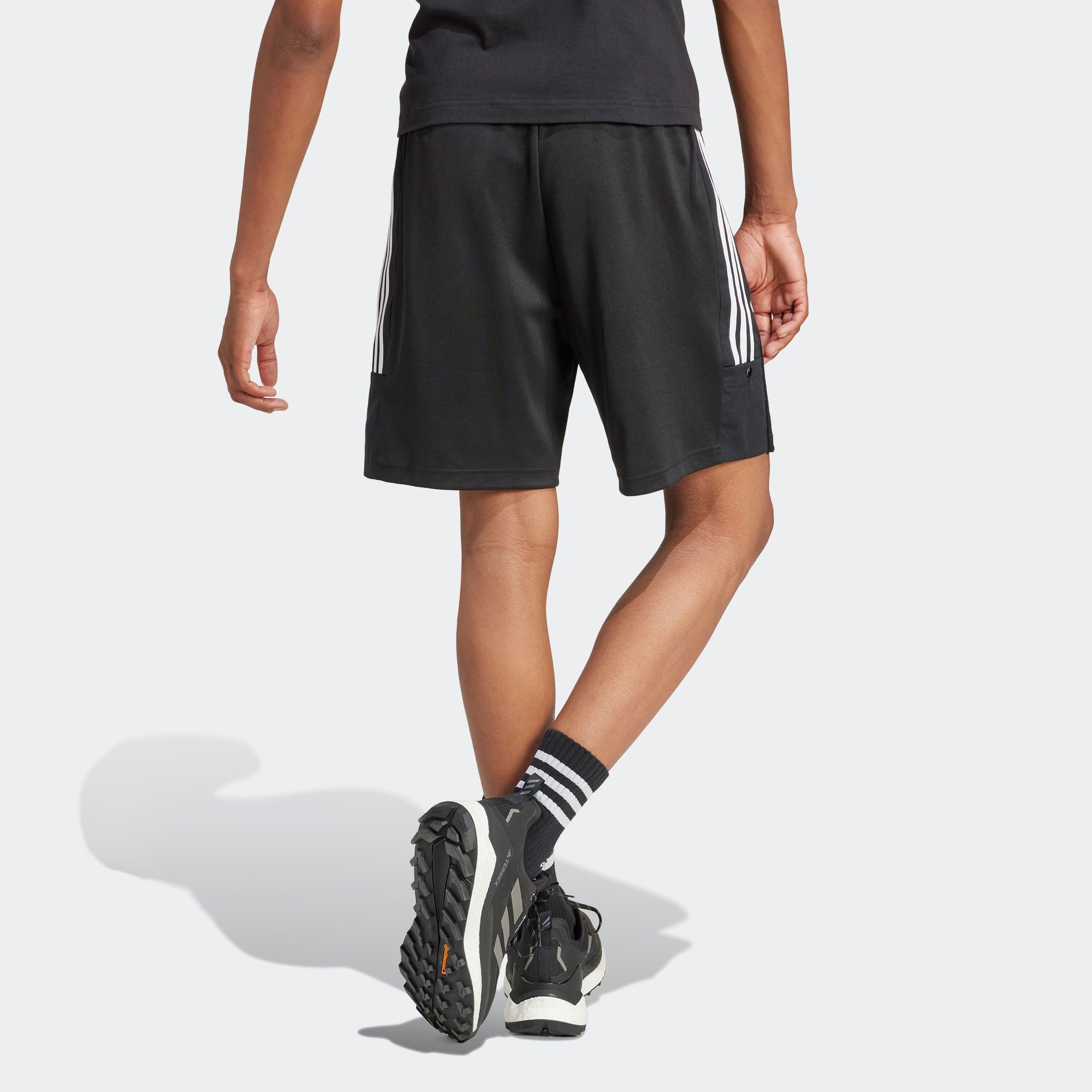 adidas Sportswear Short M TIRO SHO Q1 Trainingsshorts met logo, drukknopzak (1-delig)
