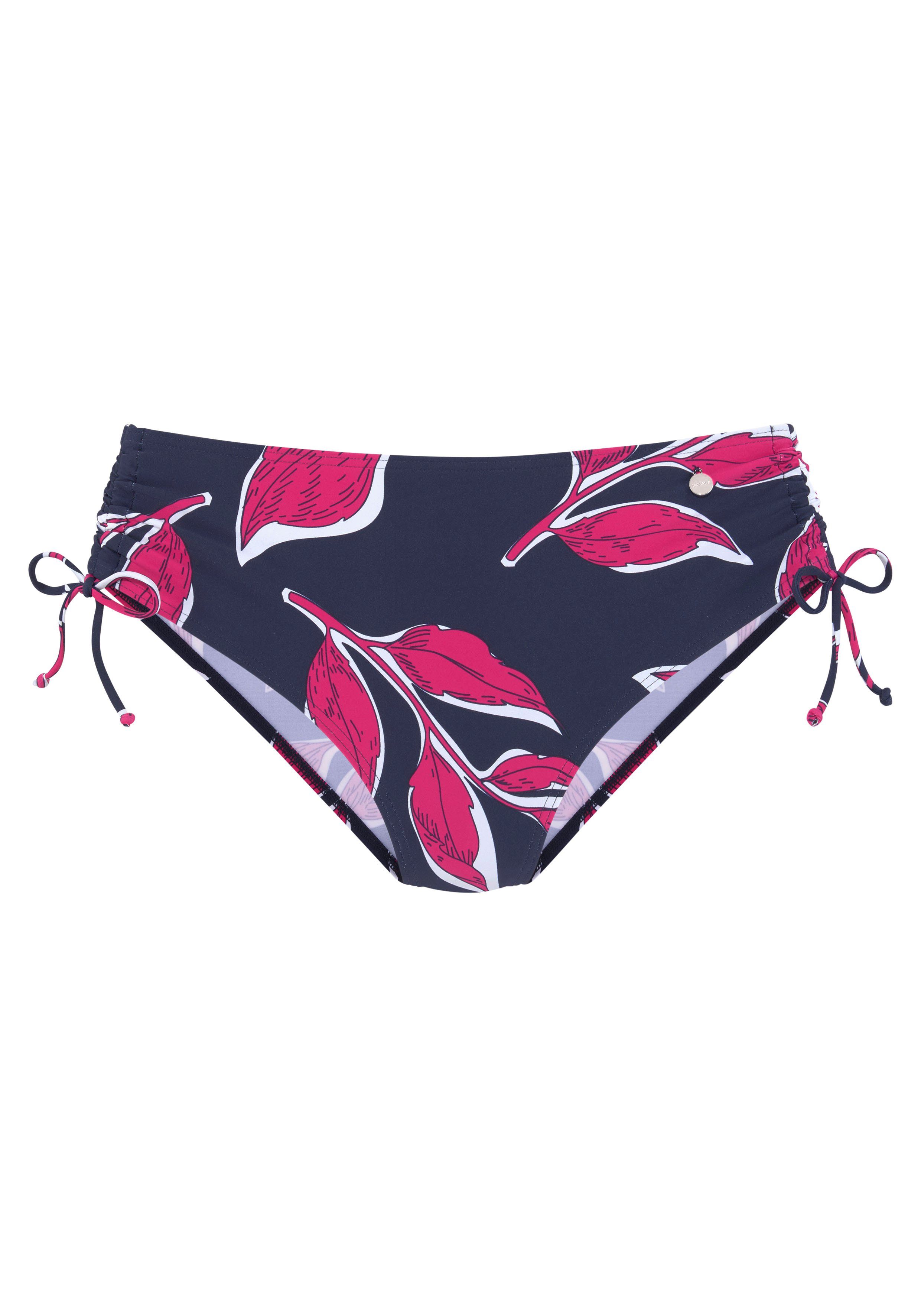 Lascana Bikinibroekje Cataleya in hoger model