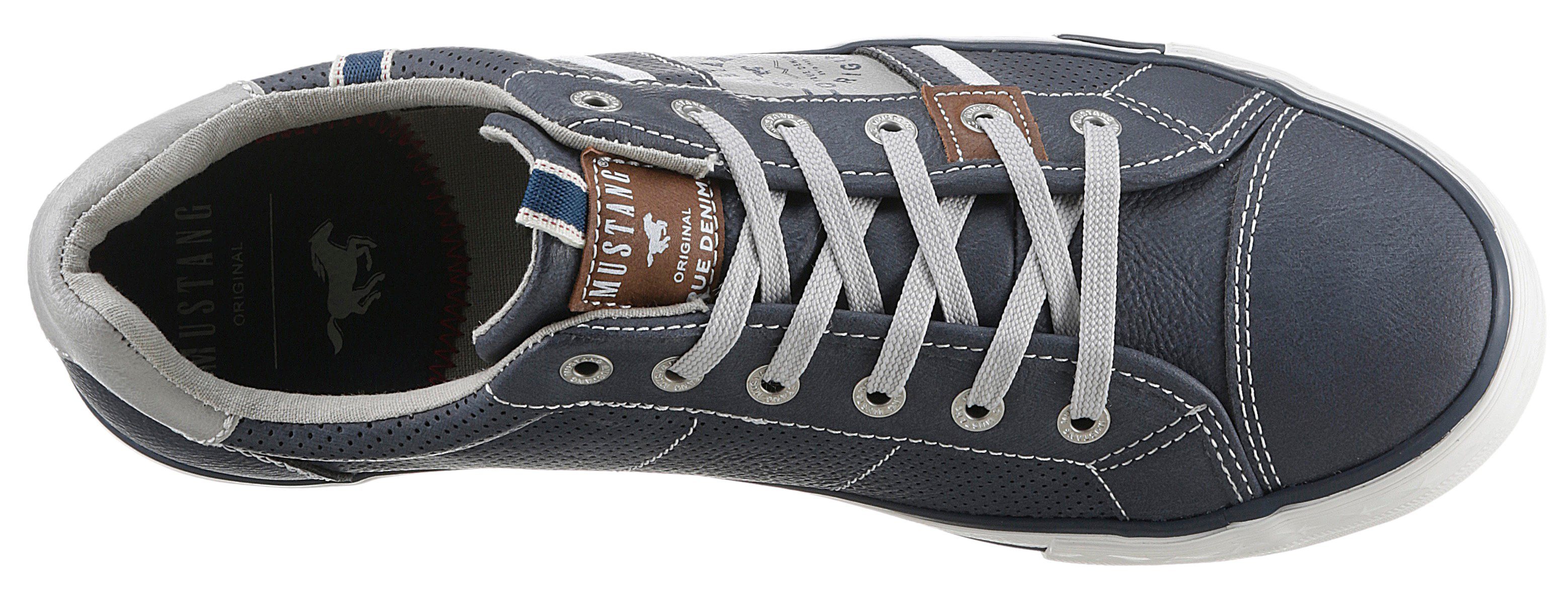 Mustang Shoes Sneakers met contrasterende details, vrijetijdsschoen, lage schoen, veterschoen
