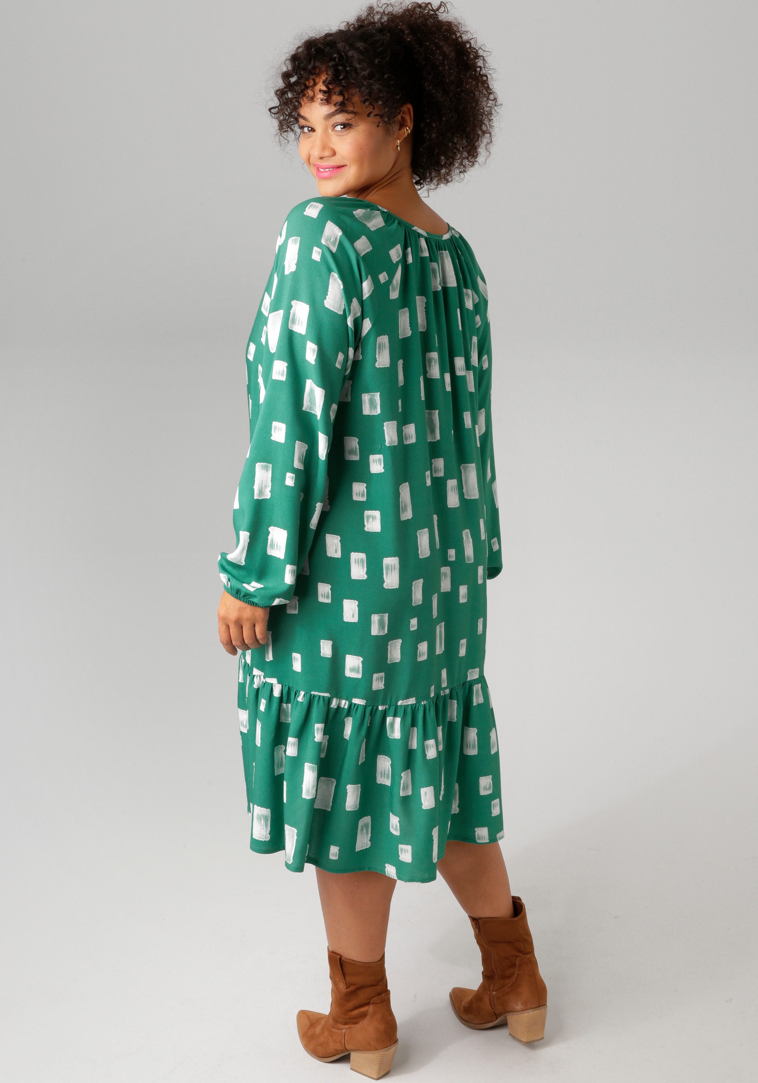 Aniston PLUS Zomerjurk met interessant patroon - nieuwe collectie