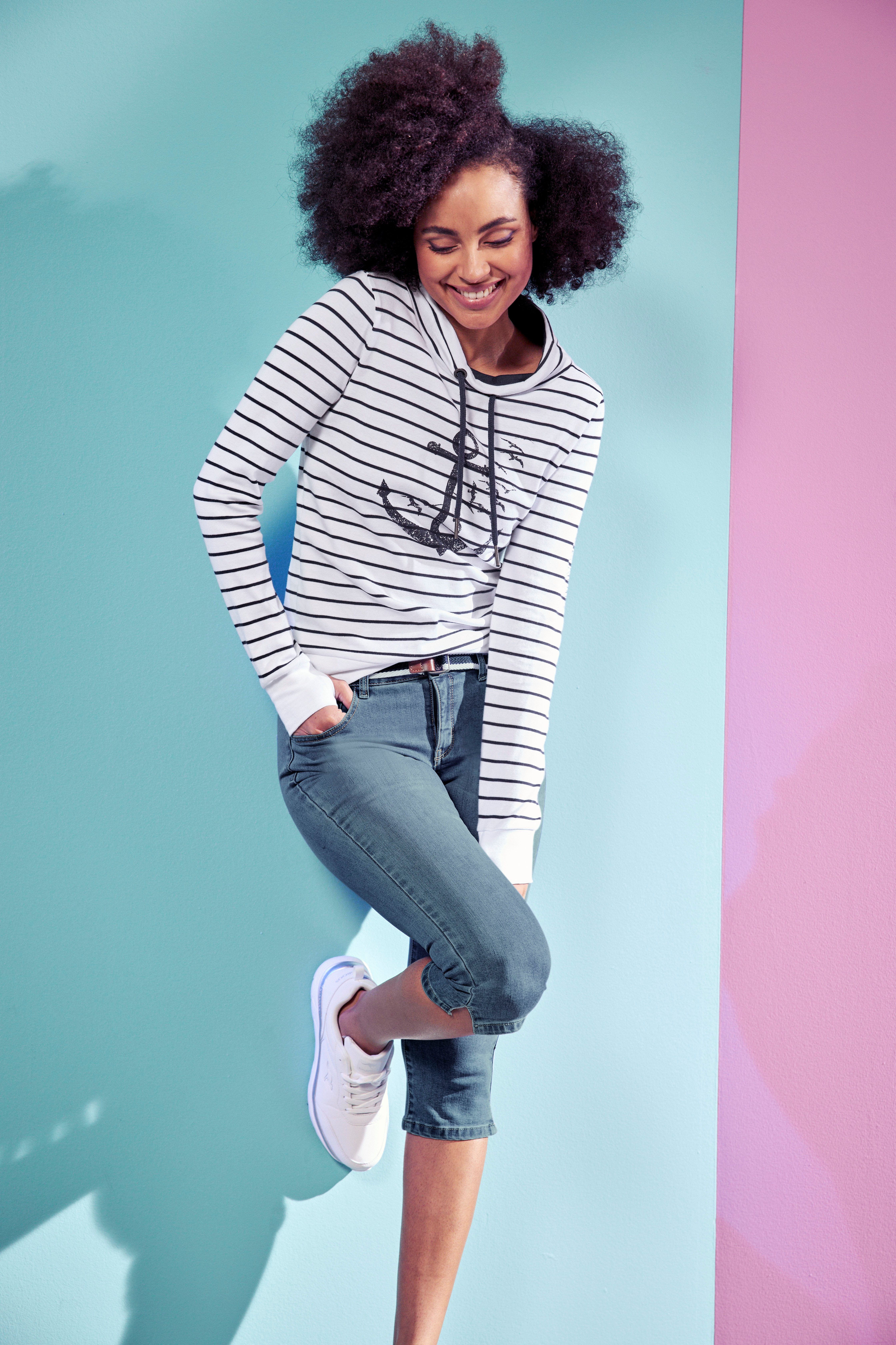 KangaROOS Capri jeans Capri-jeans met riem Skinny fit met split normale taille (set Met een afneembare riem)