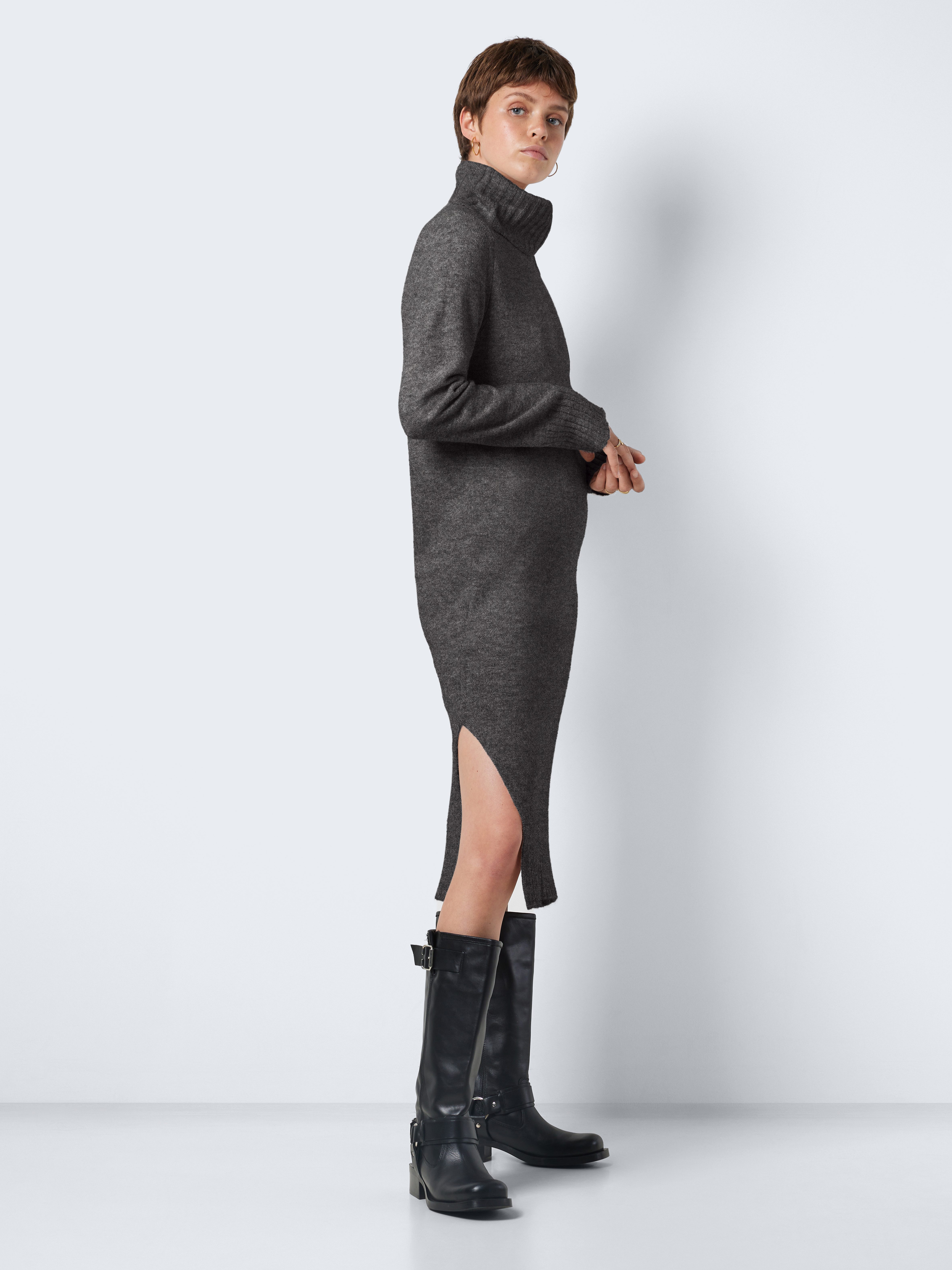 Noisy may Gebreide jurk NMVIOLA L S ROLLNECK KNIT DRESS FWD NOOS