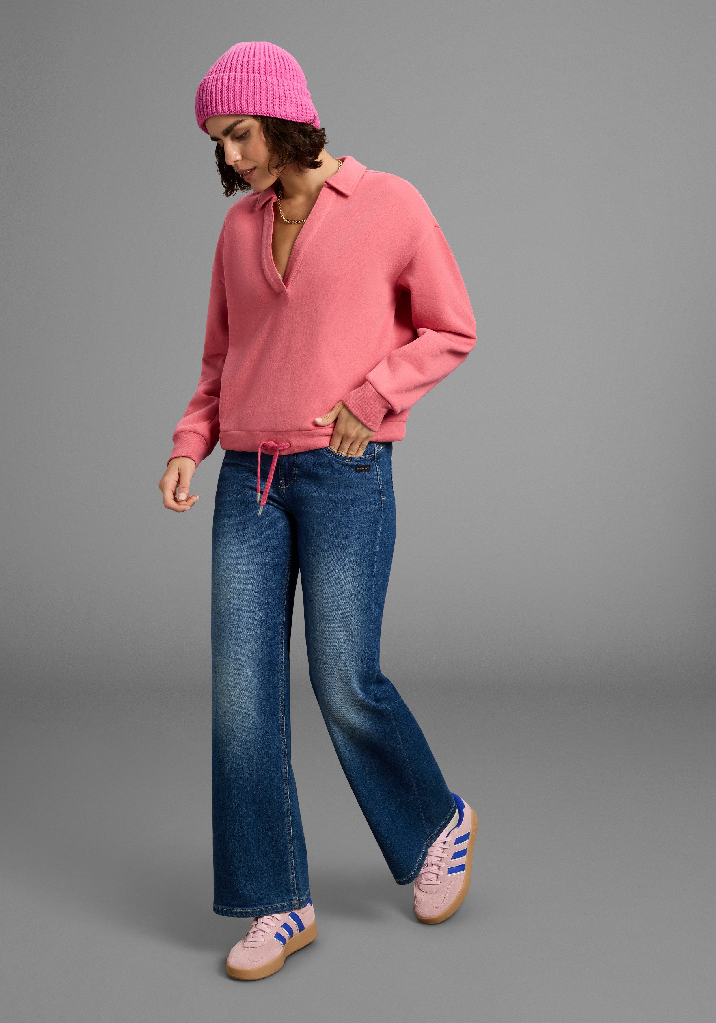 Laura Scott Sweatshirt