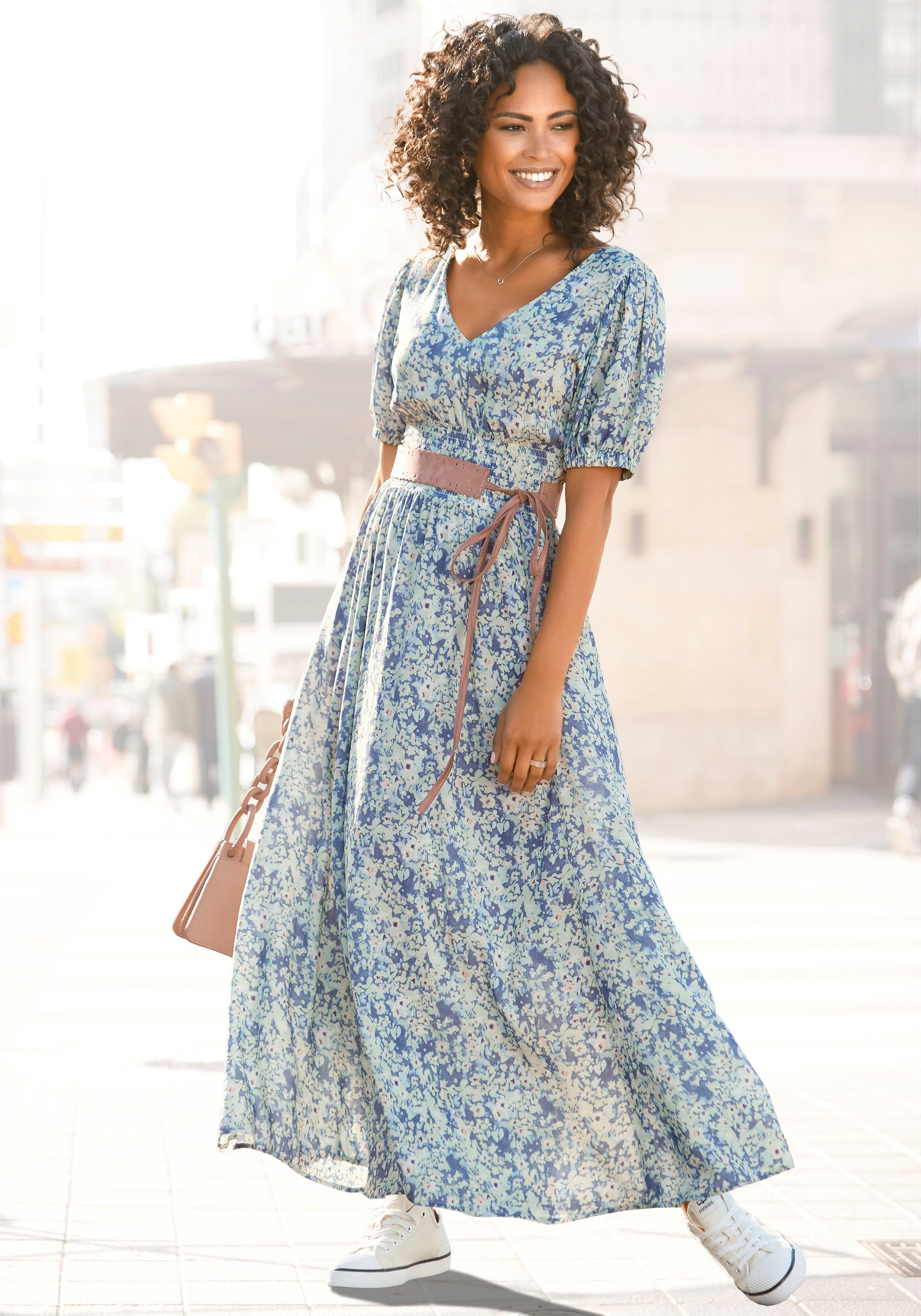 Buffalo Maxi-jurk met delicate bloemenprint en v-hals, zomerjurk, strandjurk