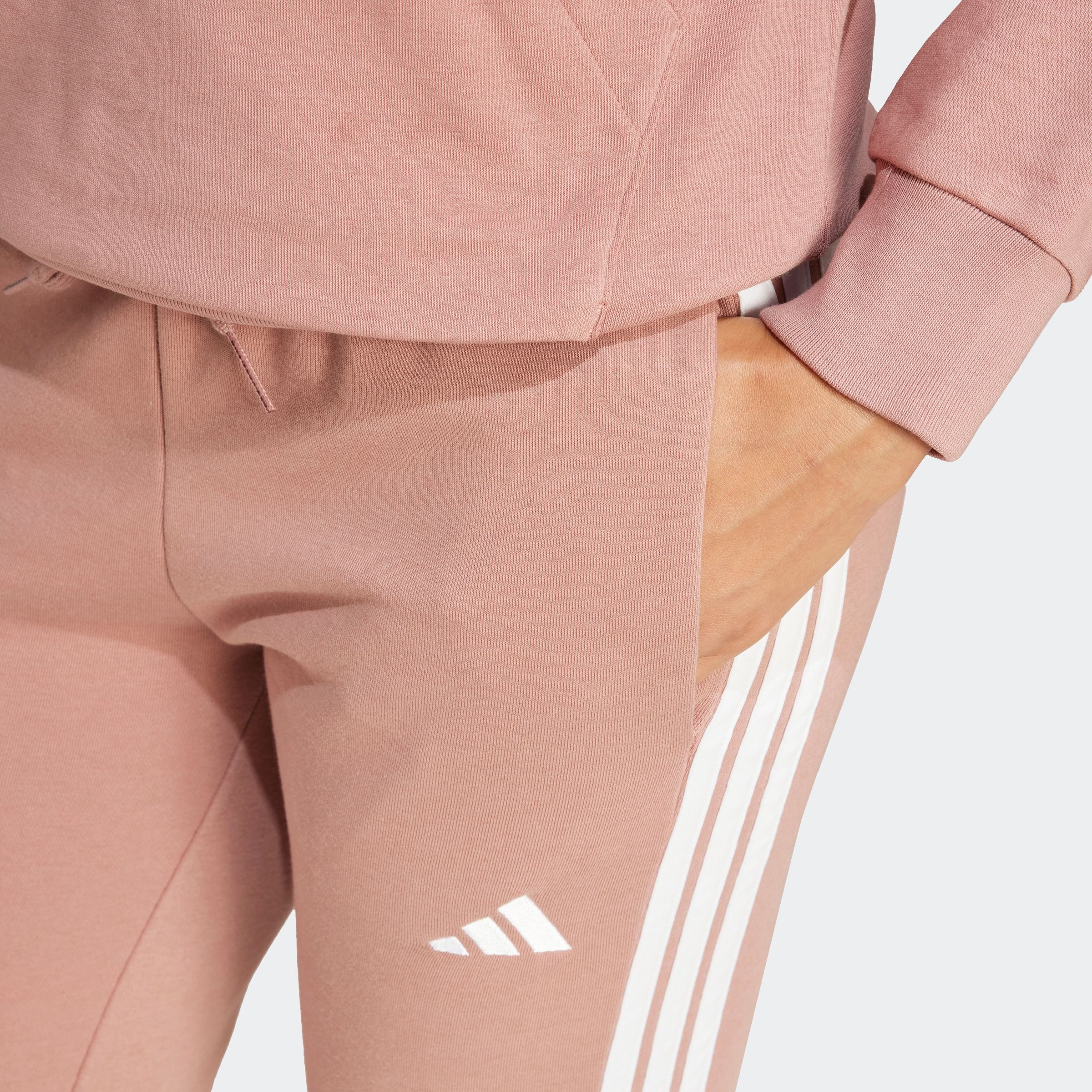 adidas Sportswear Sportbroek W 3S FT CF PT van zacht french terry materiaal (1-delig)
