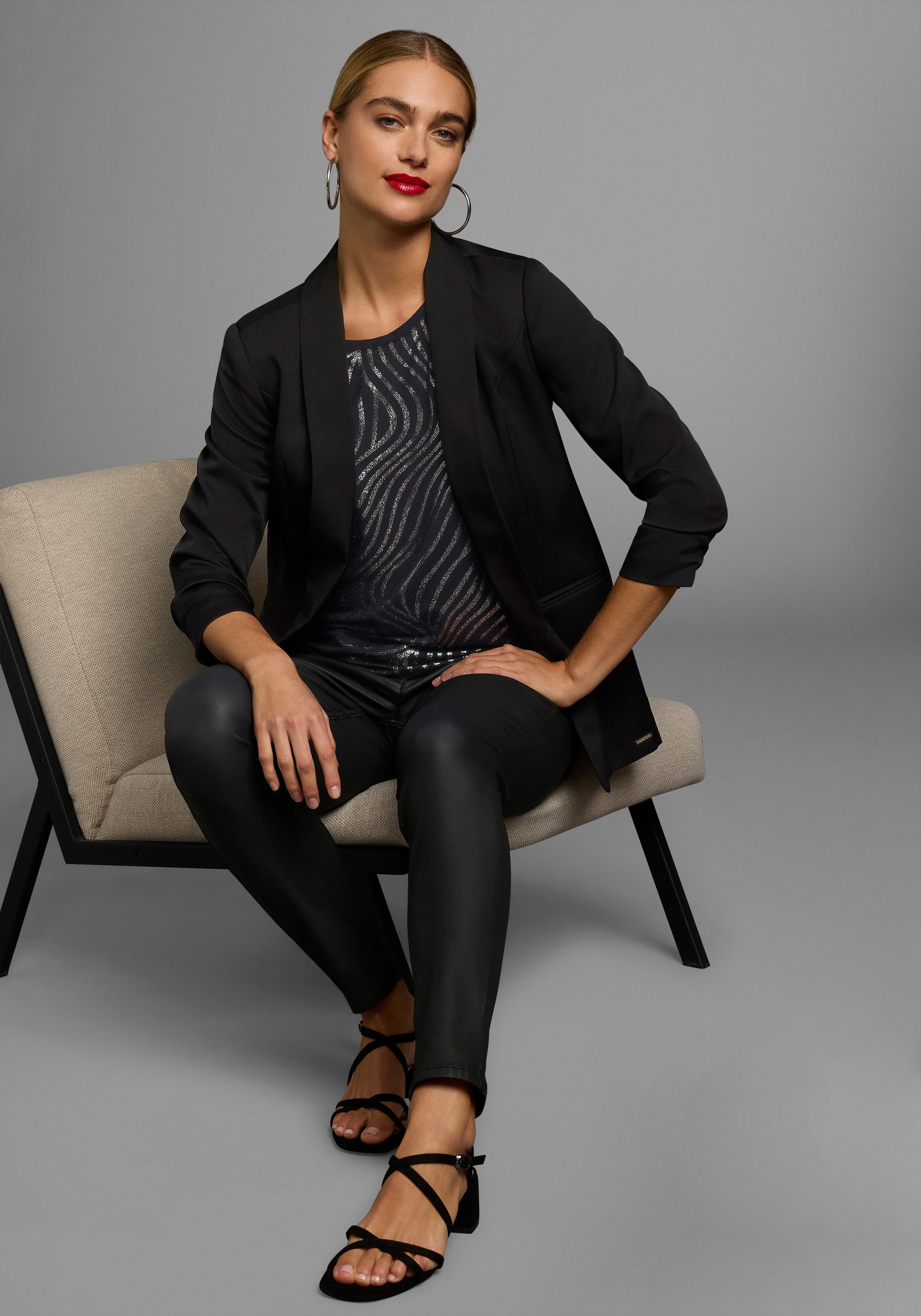Laura Scott Shirt met ronde hals Korte mouwen, figuurvolgend, van elastische single jersey