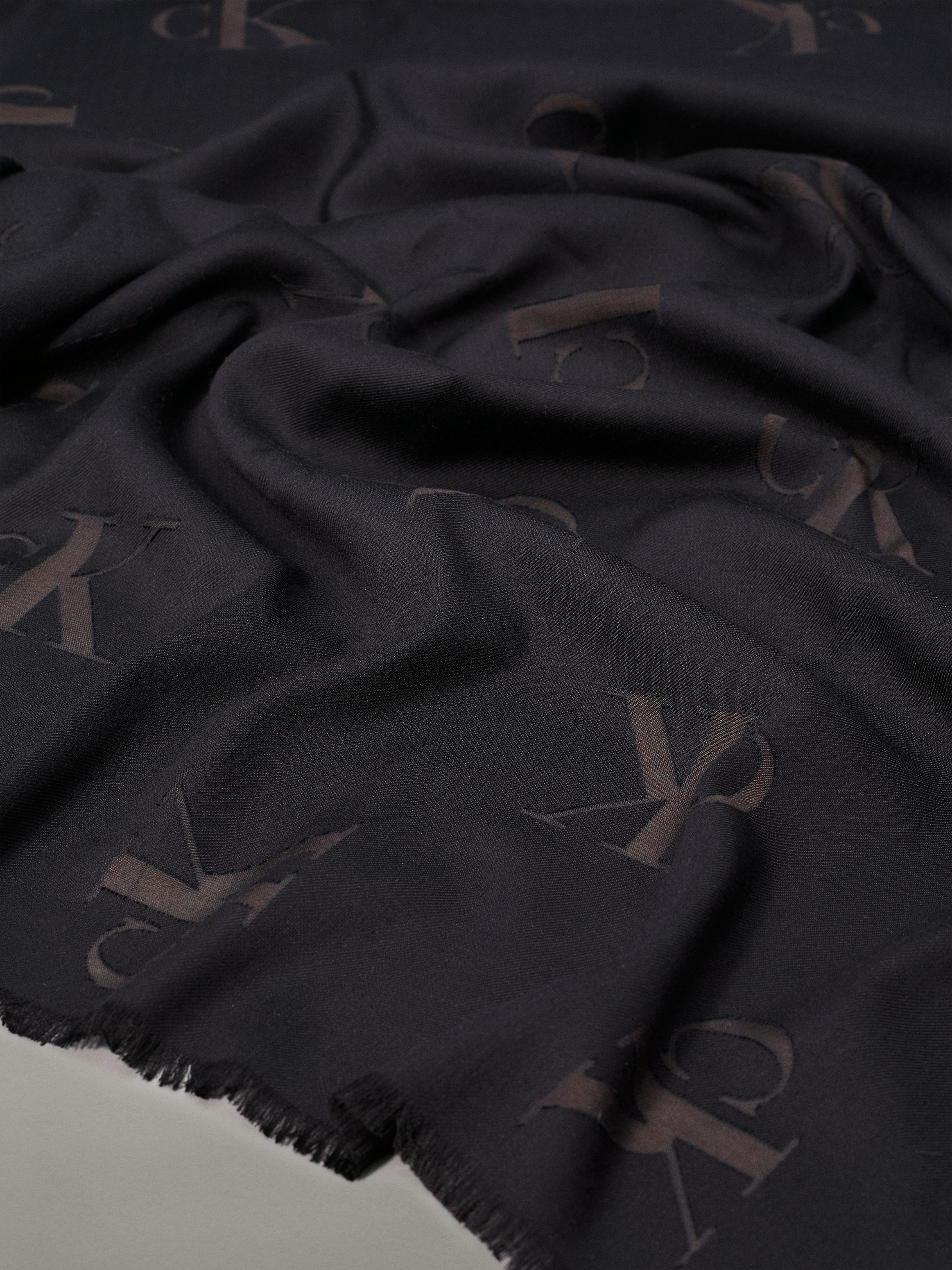 Calvin Klein Sjaal AOP GRAPHIC STOLE 70X180