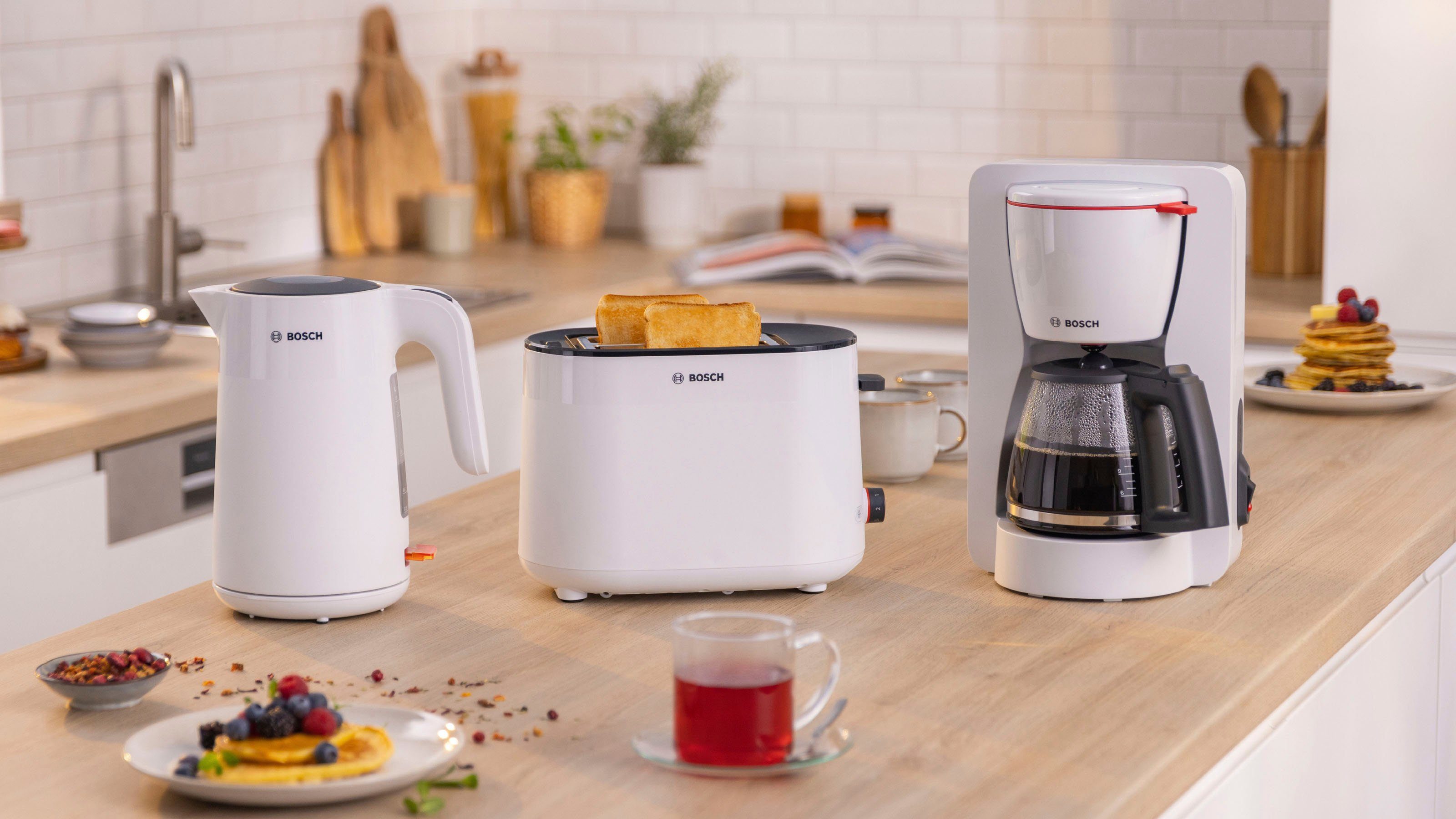 BOSCH Waterkoker MyMoment TWK2M161, automatische uitschakeling, oververhittingsbeveiliging, kopjesindicator, 1,7 l