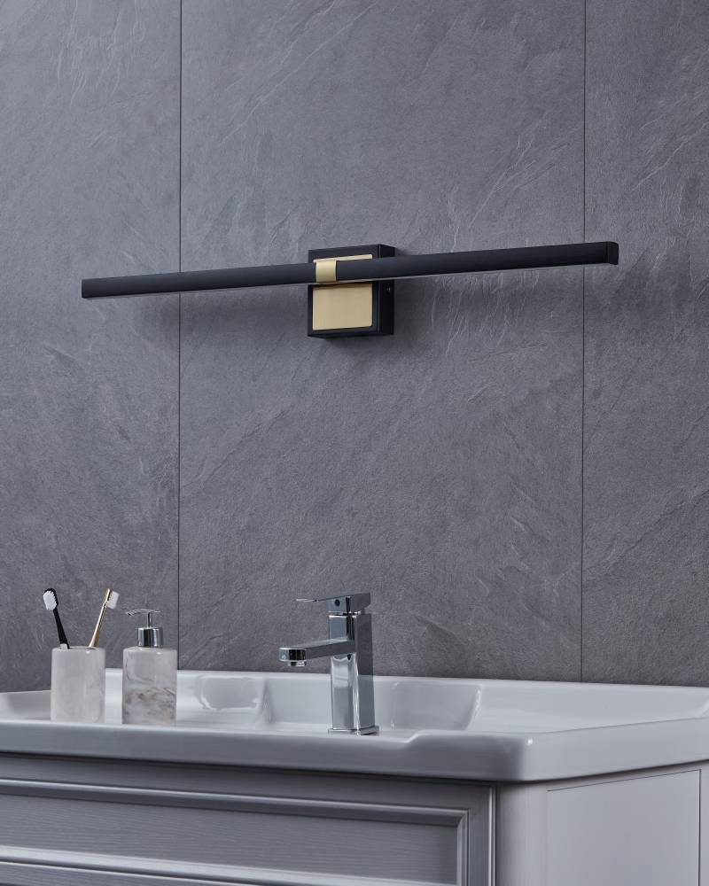 EGLO Wandlamp PEGUERA Spiegellamp, badkamer, metaal, zwart en messing, IP44, 80 cm (1 stuk)