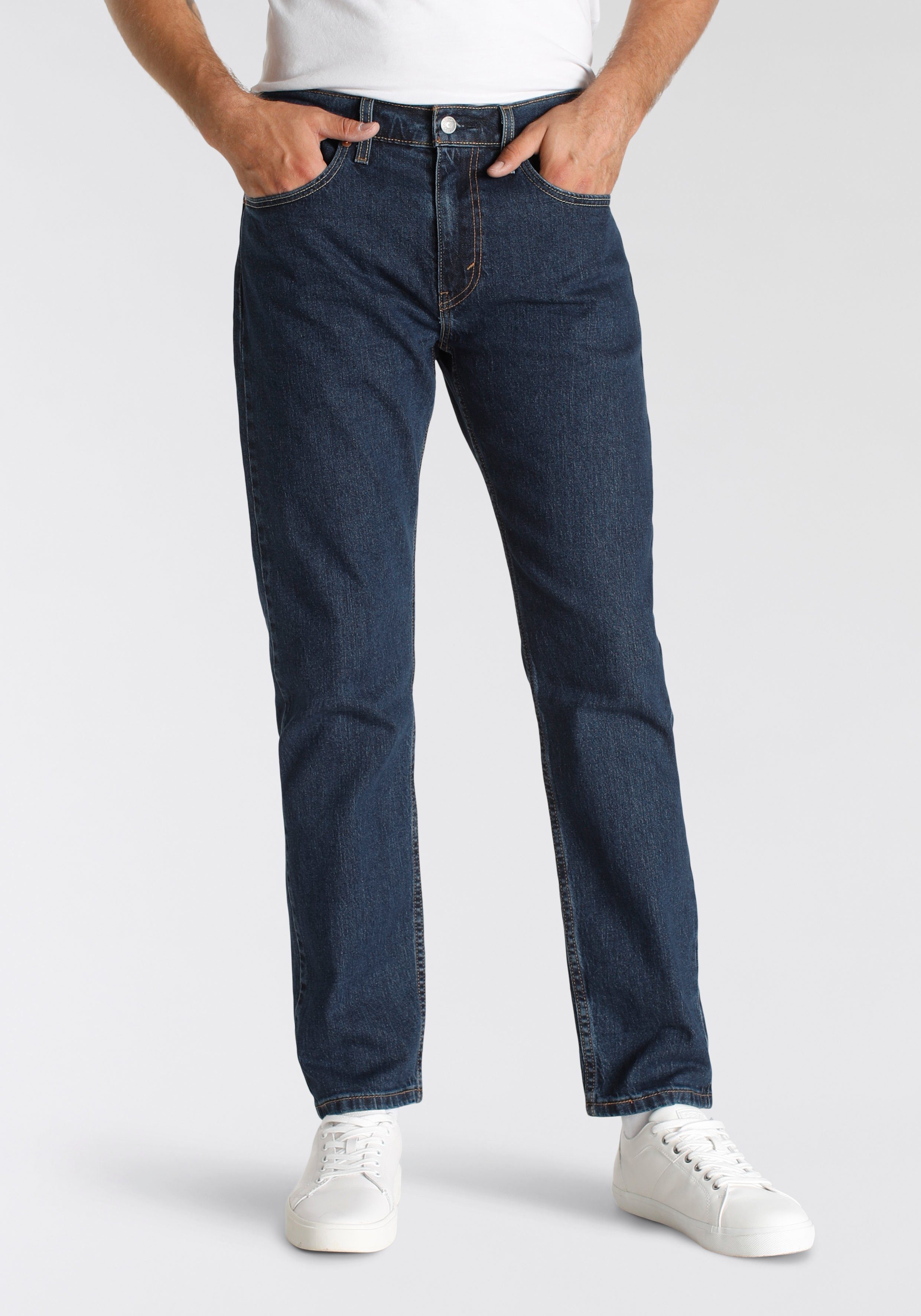 Levi's Tapered jeans 502 TAPER in een elegante, moderne stijl