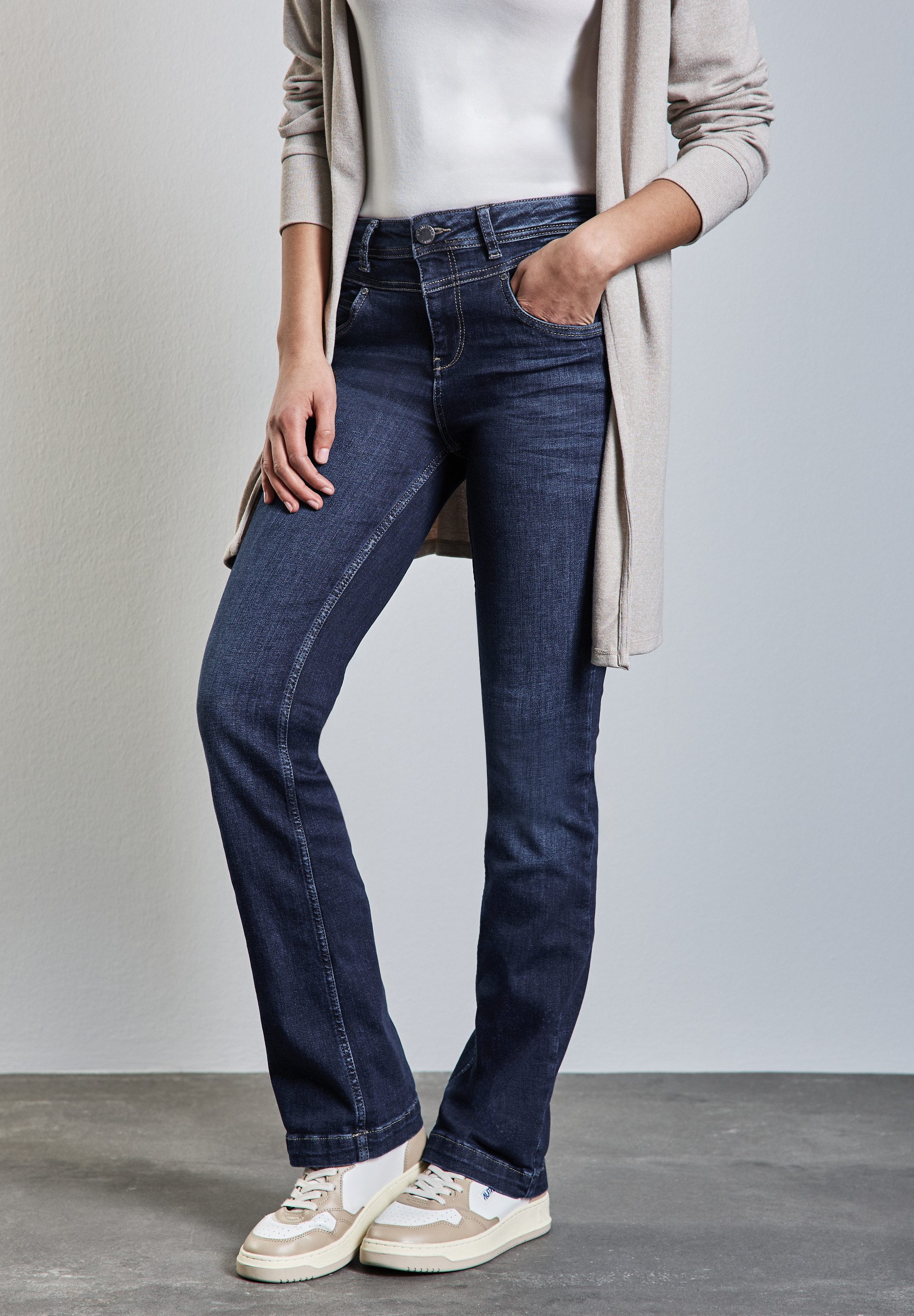 STREET ONE Bootcut jeans in slim fit