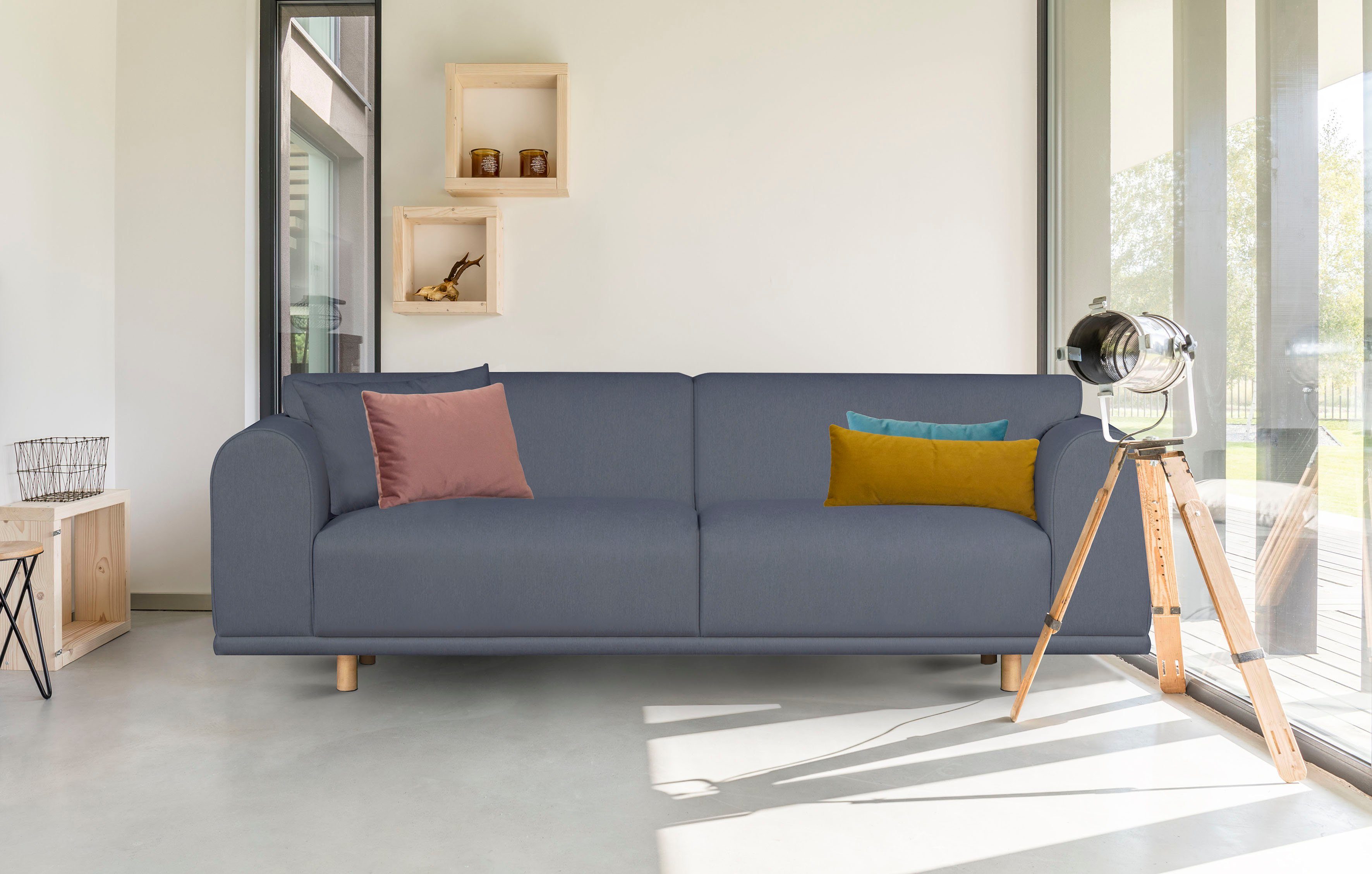 andas 3-zitsbank Maroon in een scandinavisch design, met losse kussens blauw, 3-zitsbanken