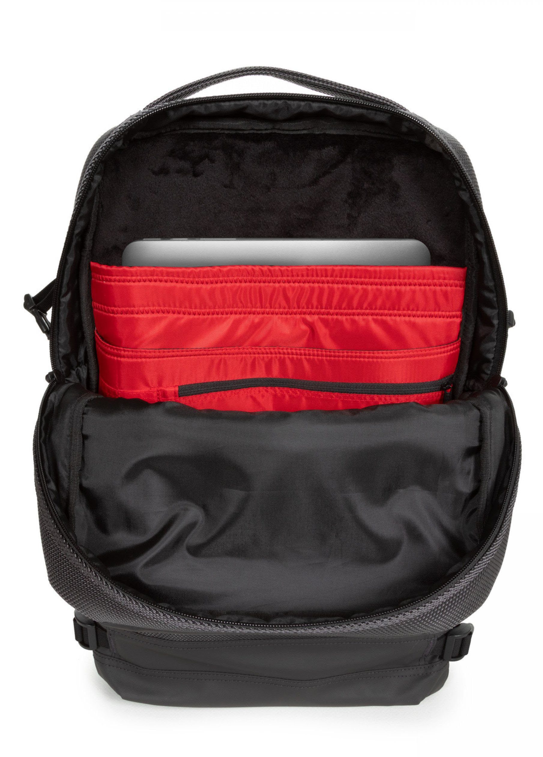 Eastpak Laptoprugzak TECUM M bevat gerecycled materiaal (global recycled standard)