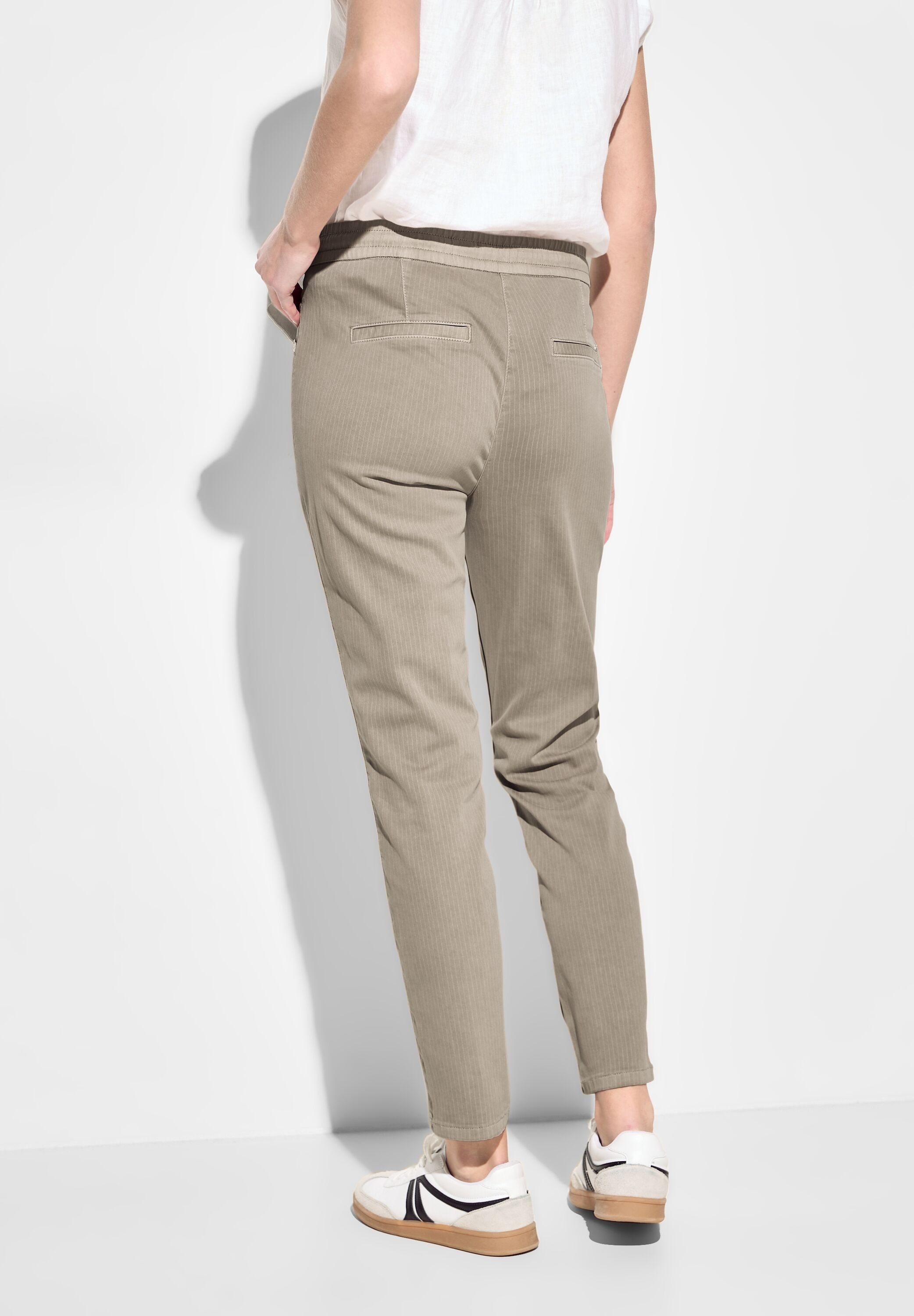 Cecil Joggingbroek Stijl Tracey met fijne strepen