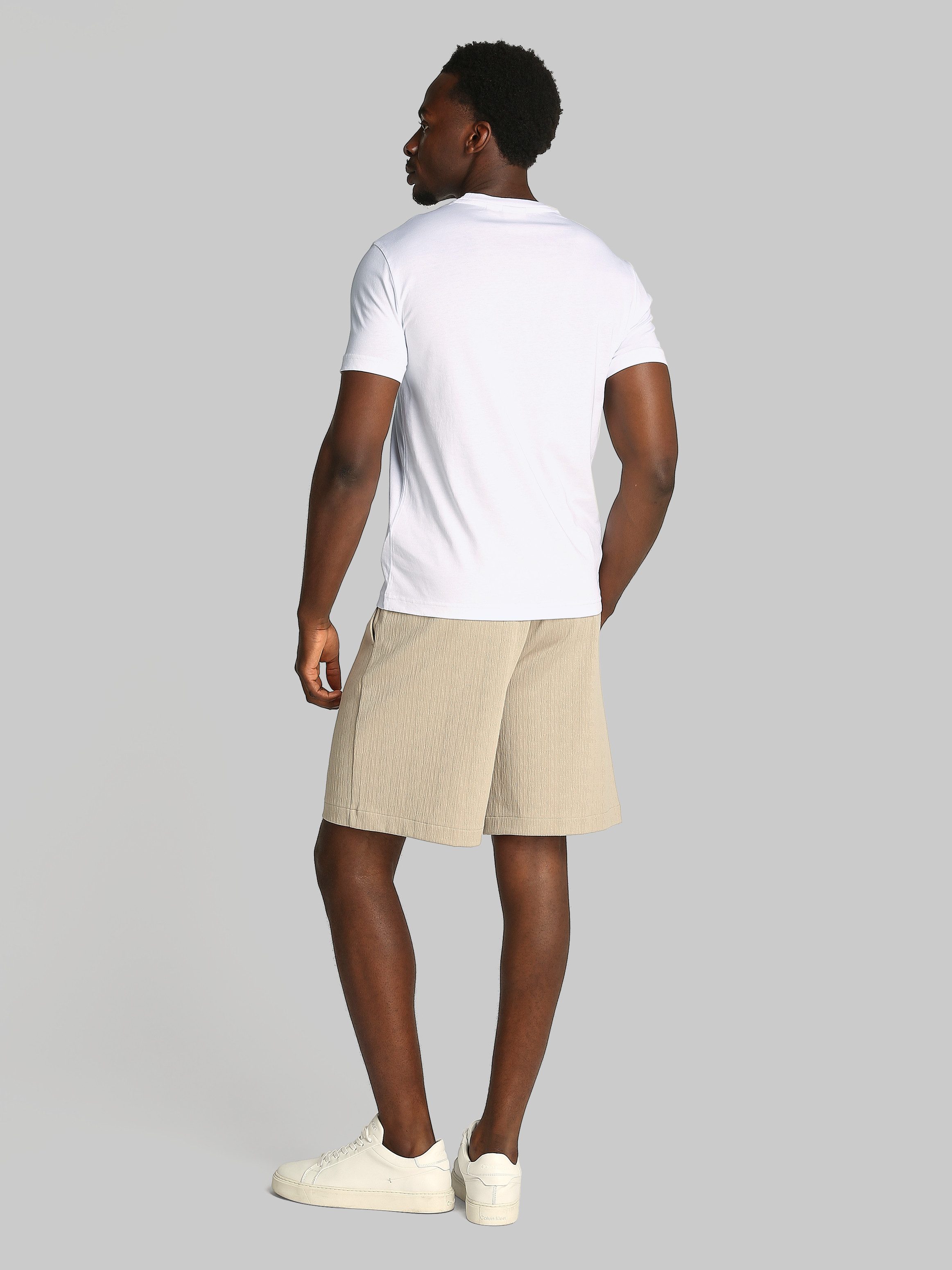 Calvin Klein T-shirt LINEAR OMBRE CHEST LOGO T-SHIRT