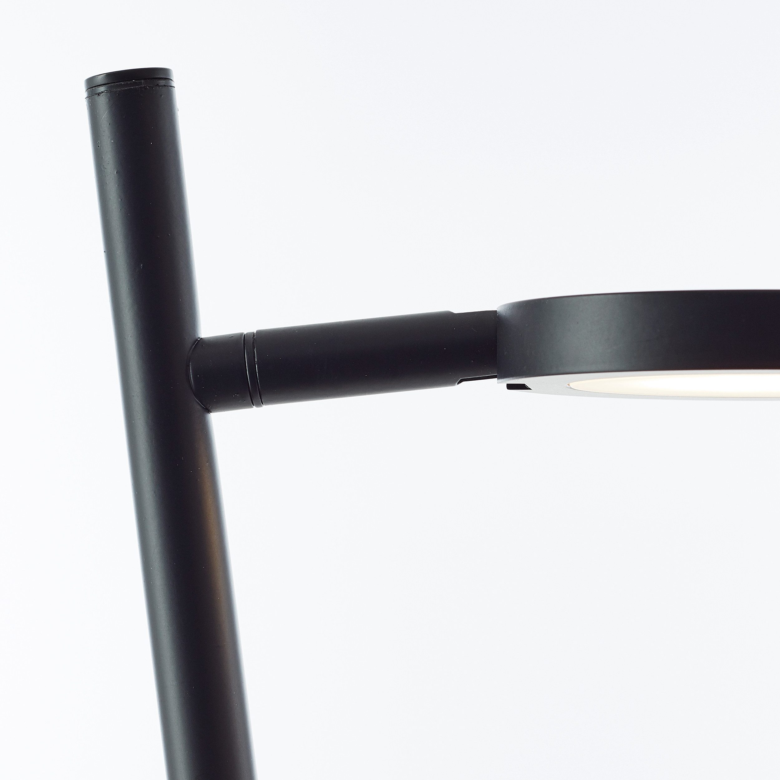 Brilliant Leuchten Led-staande lamp Pesso 135 x 25 x 20 cm, 600 lm, 3000 k, 3-traps dimbaar, kantelbaar, metaal