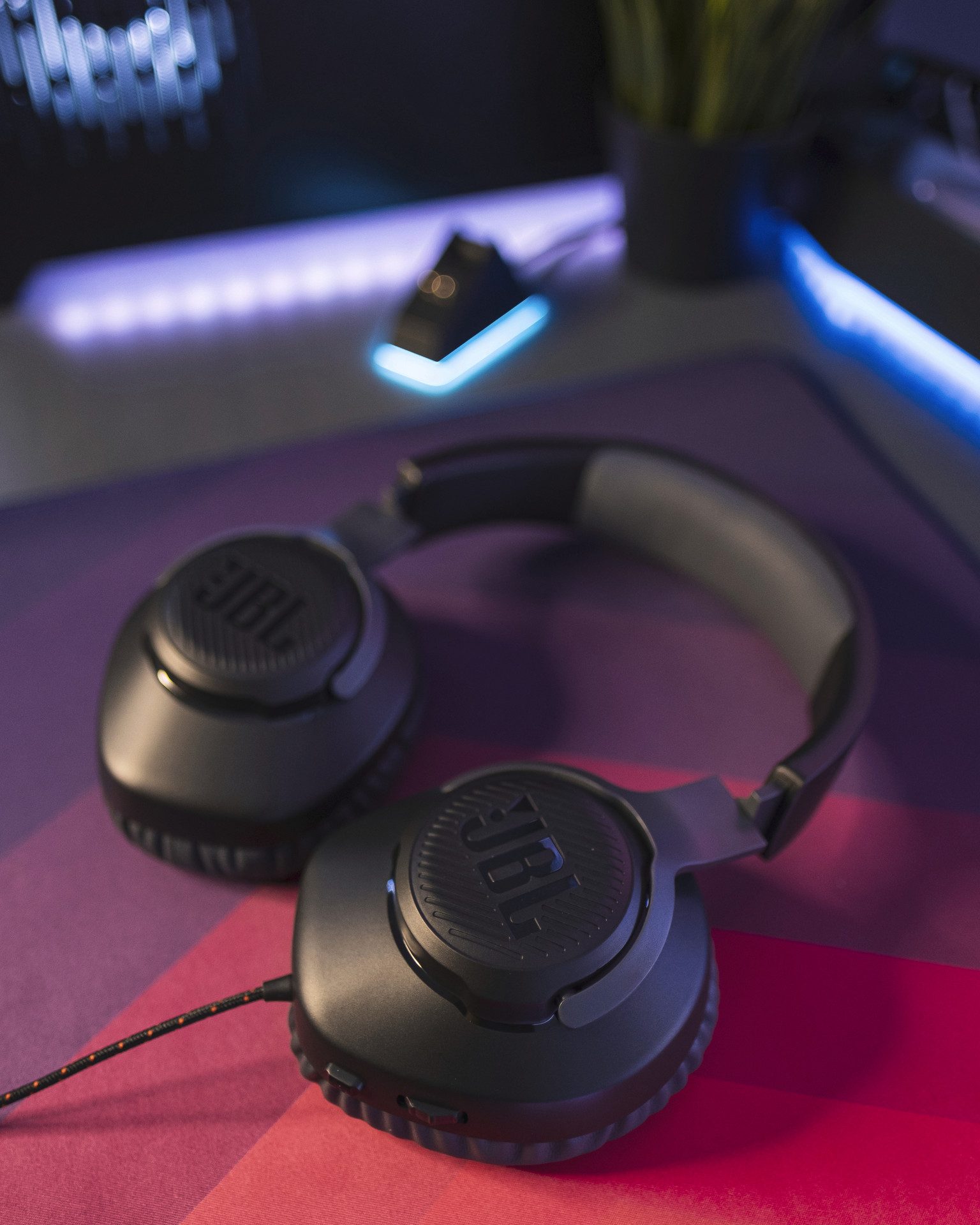 JBL On-ear koptelefoon Quantum 100
