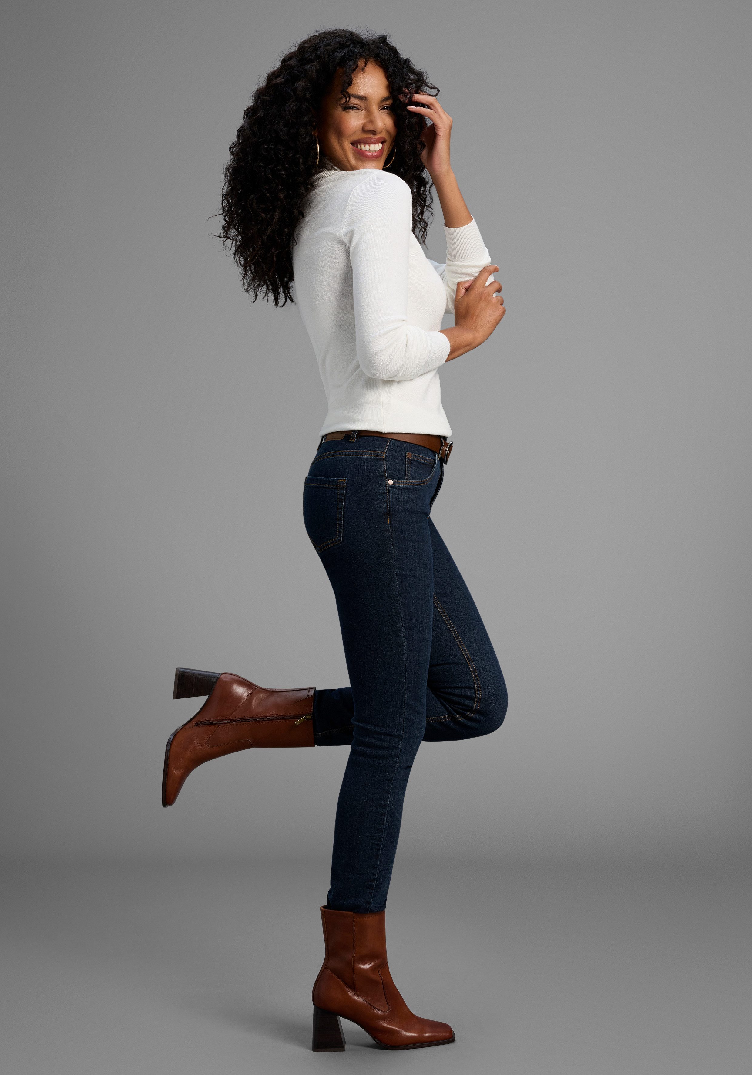Arizona Slim fit jeans Tailleband met zij-elastiek inzet smalle pasvorm, skinny jeans, used-wassing, hoge taille