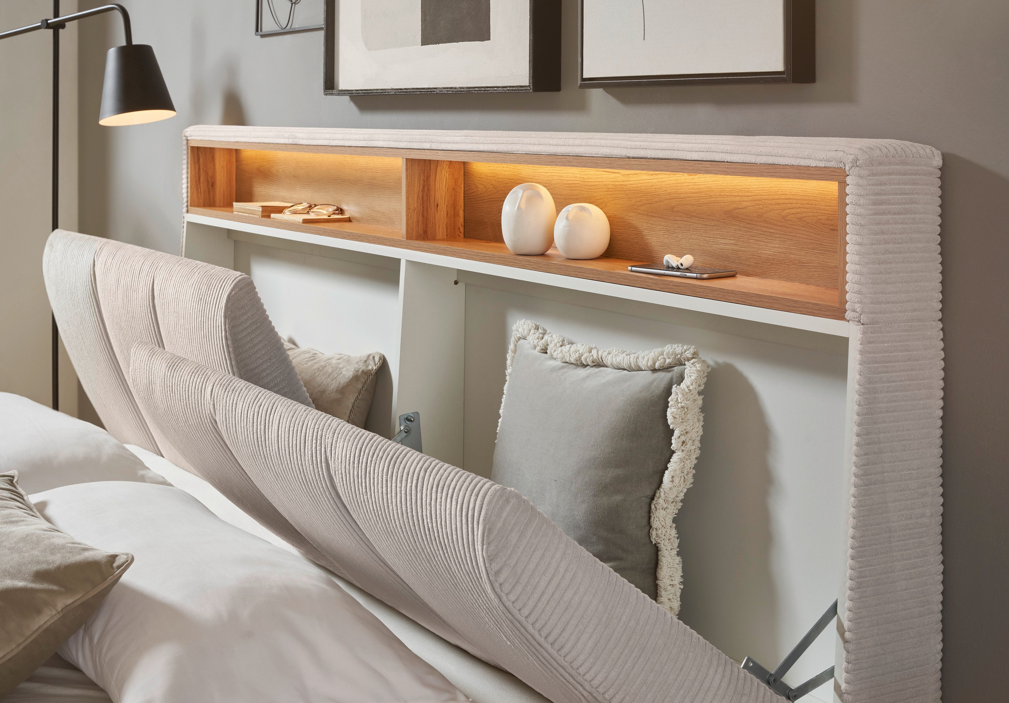 INOSIGN Gestoffeerd bed CiTY/GiRON,, gepolsterd opbergbed, met LED-verlichting Bedkisten met hondenbed of als opbergruimte, opklapbare hoofdeinden