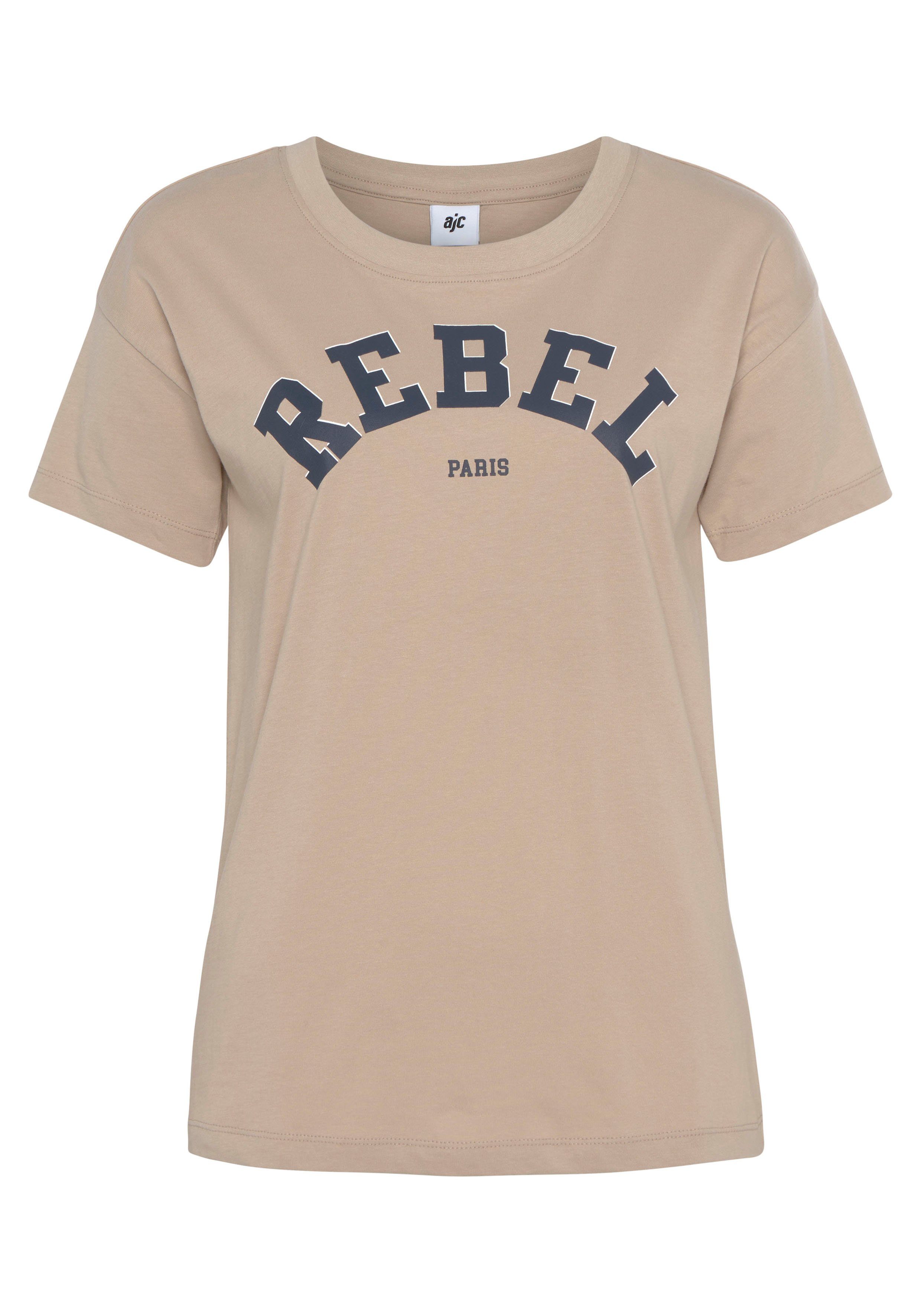 AJC T-shirt met trendy print