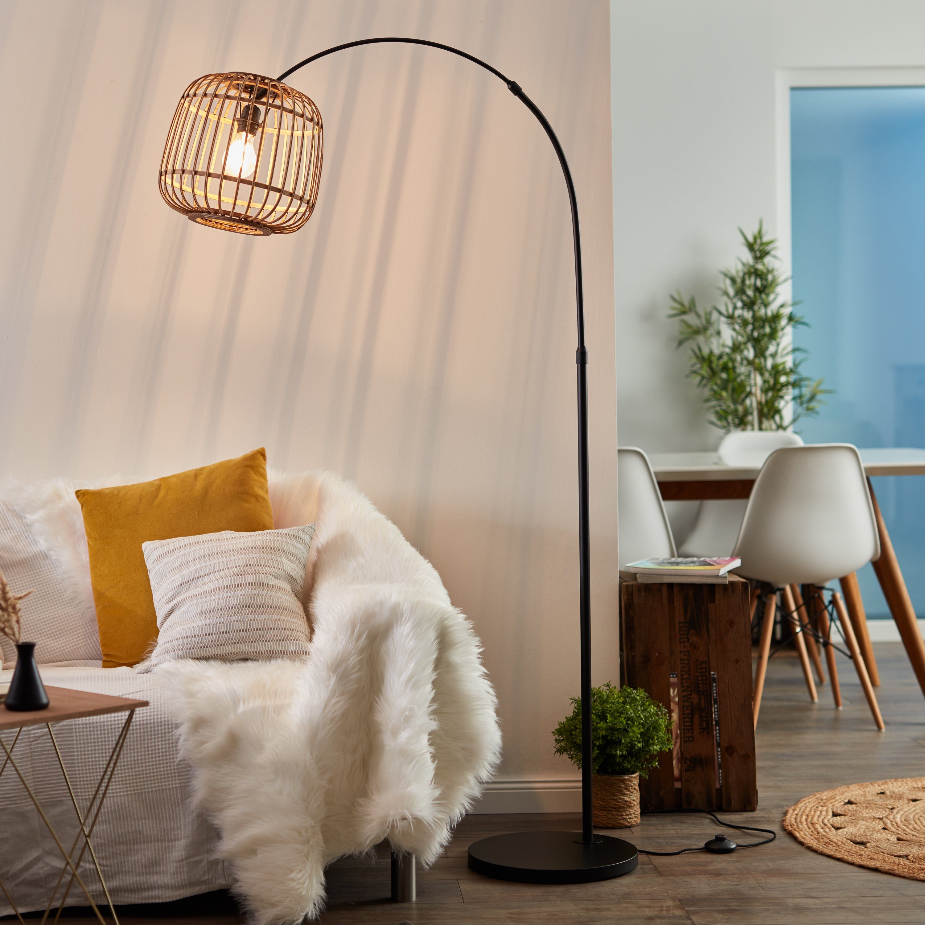 Brilliant Leuchten Booglamp Nikka met rieten kap, 171 cm hoogte, e27, metaal/rattan, zwart/natuur (1 stuk)