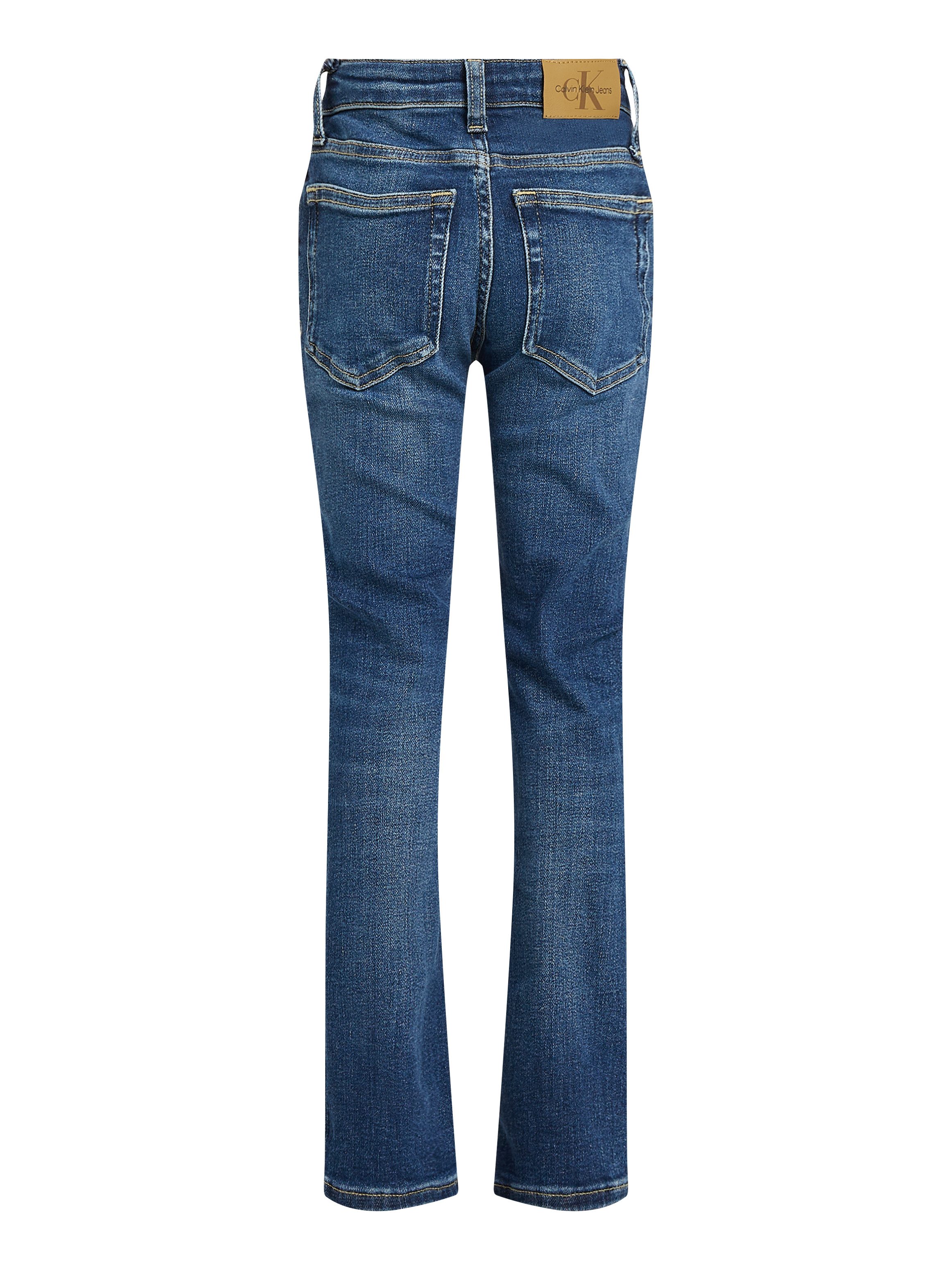 Calvin Klein Slim fit jeans DARK BLUE VISUAL SLIM voor kinderen tot 16 jaar met leren patch