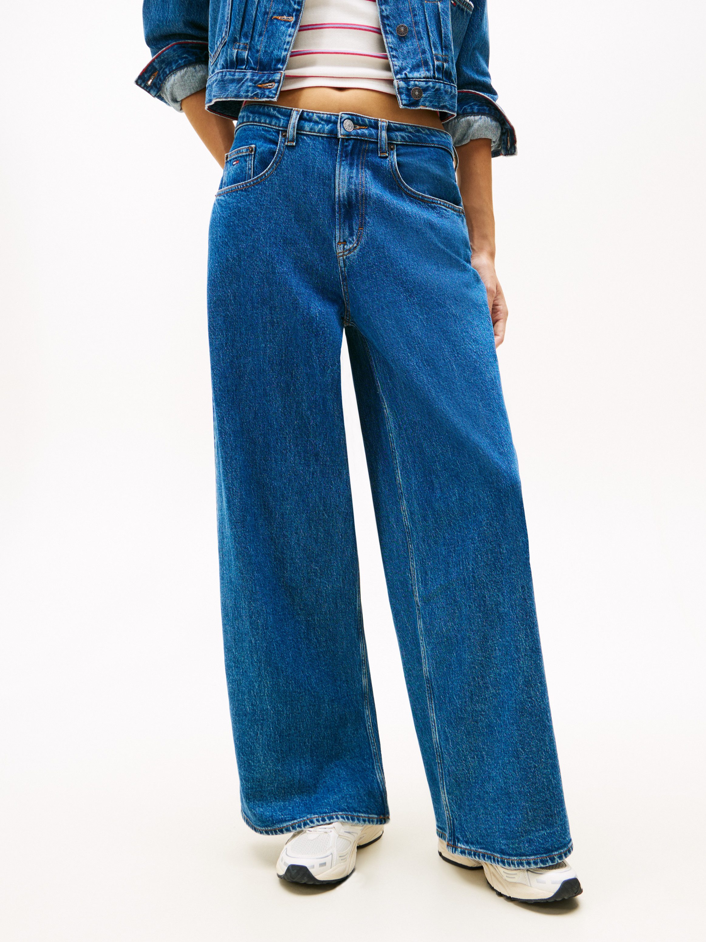 TOMMY JEANS Loose fit jeans CHARLIE MR LOOSE WIDE BI4139