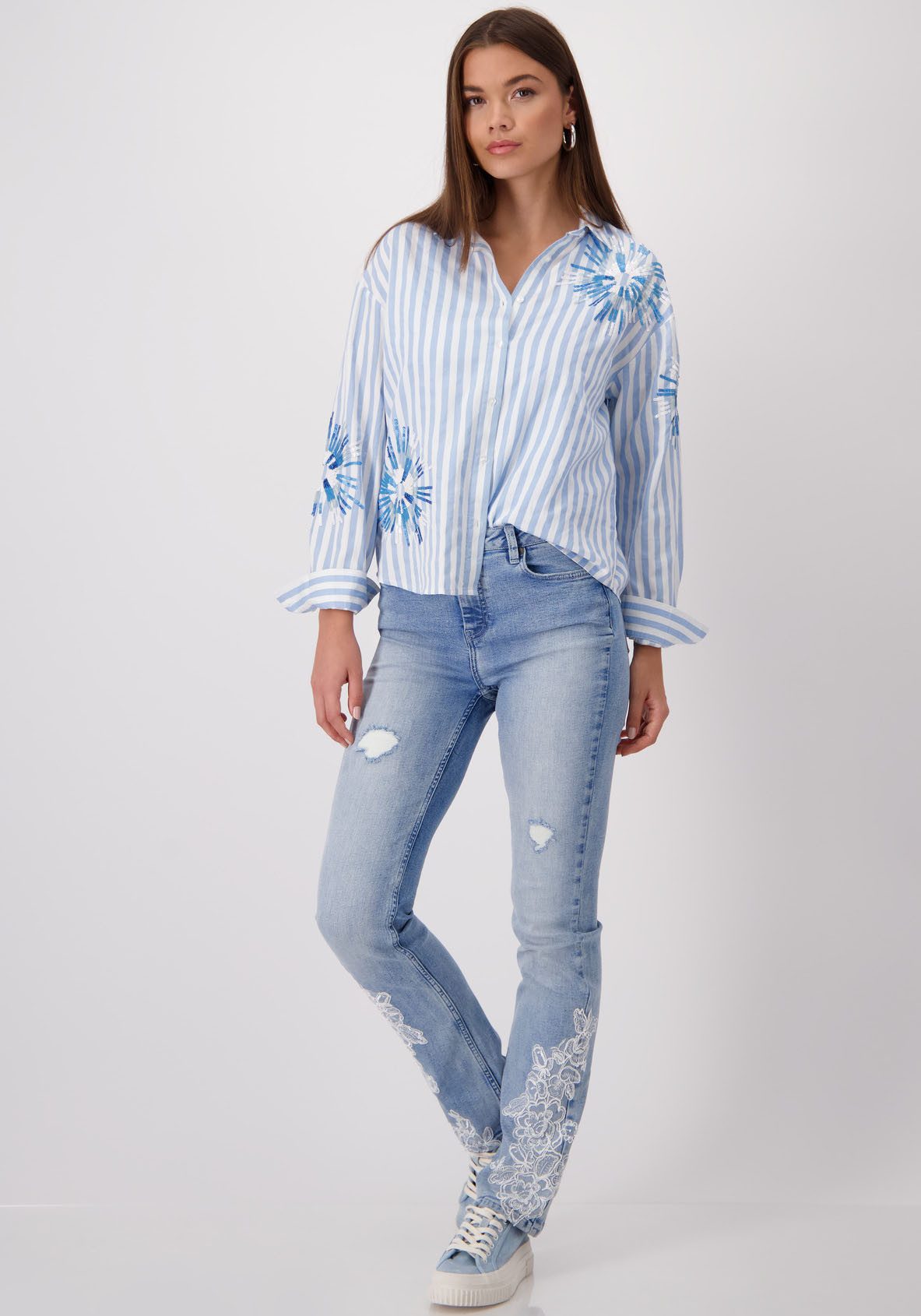 Monari Overhemdblouse met strepen en bloemenborduursel