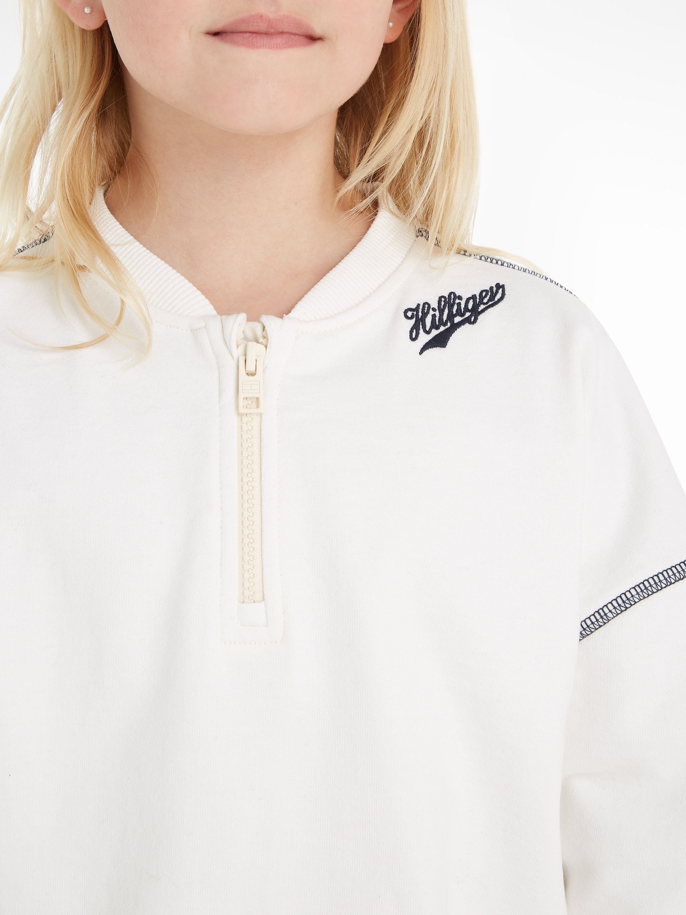 Tommy Hilfiger Sweatshirt HILFIGER SCRIPT 85 SWEATSHIRT met groot logo op de achterkant