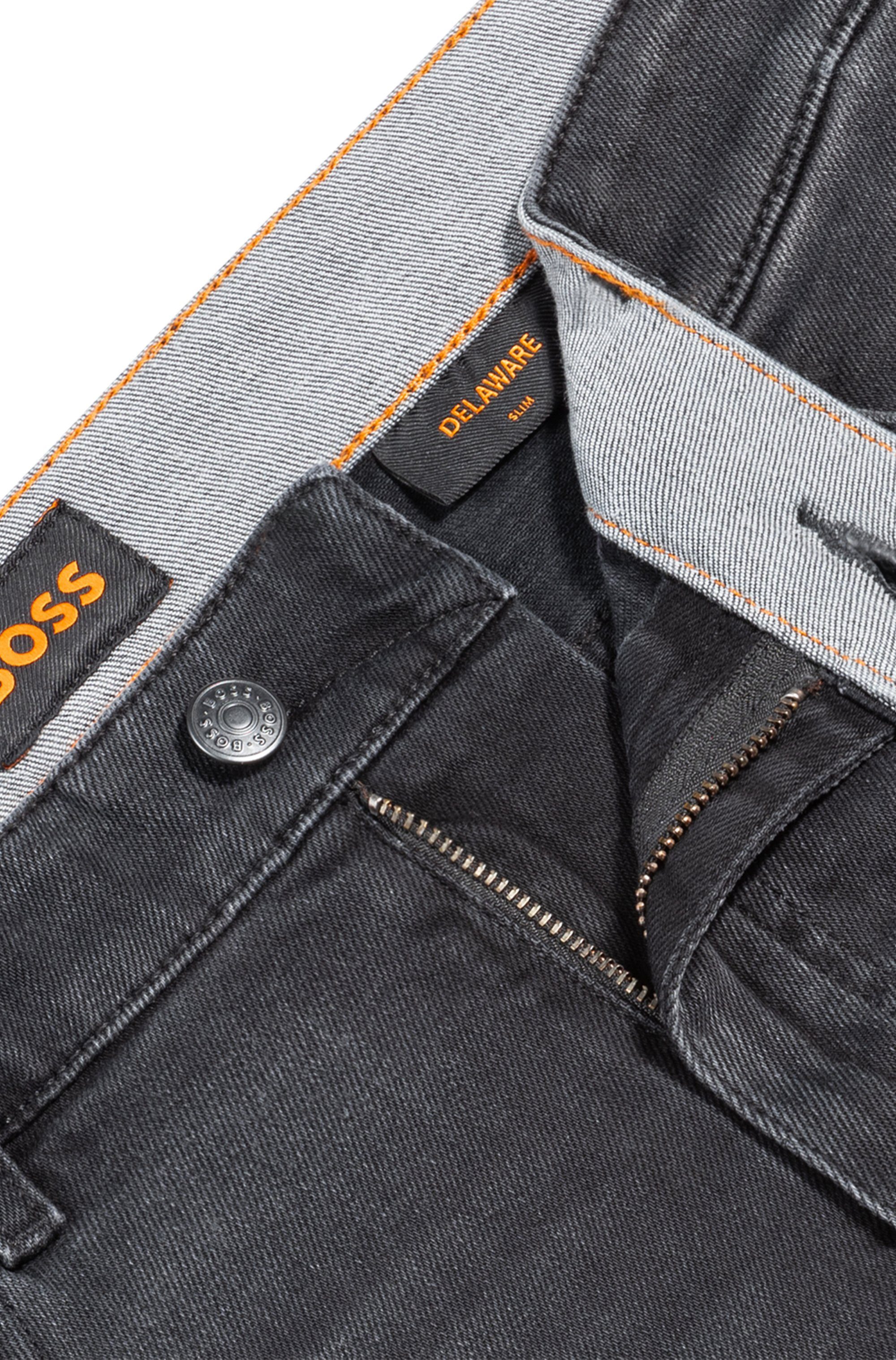 Boss Orange Short Delaware met muntzakje en lederbadge
