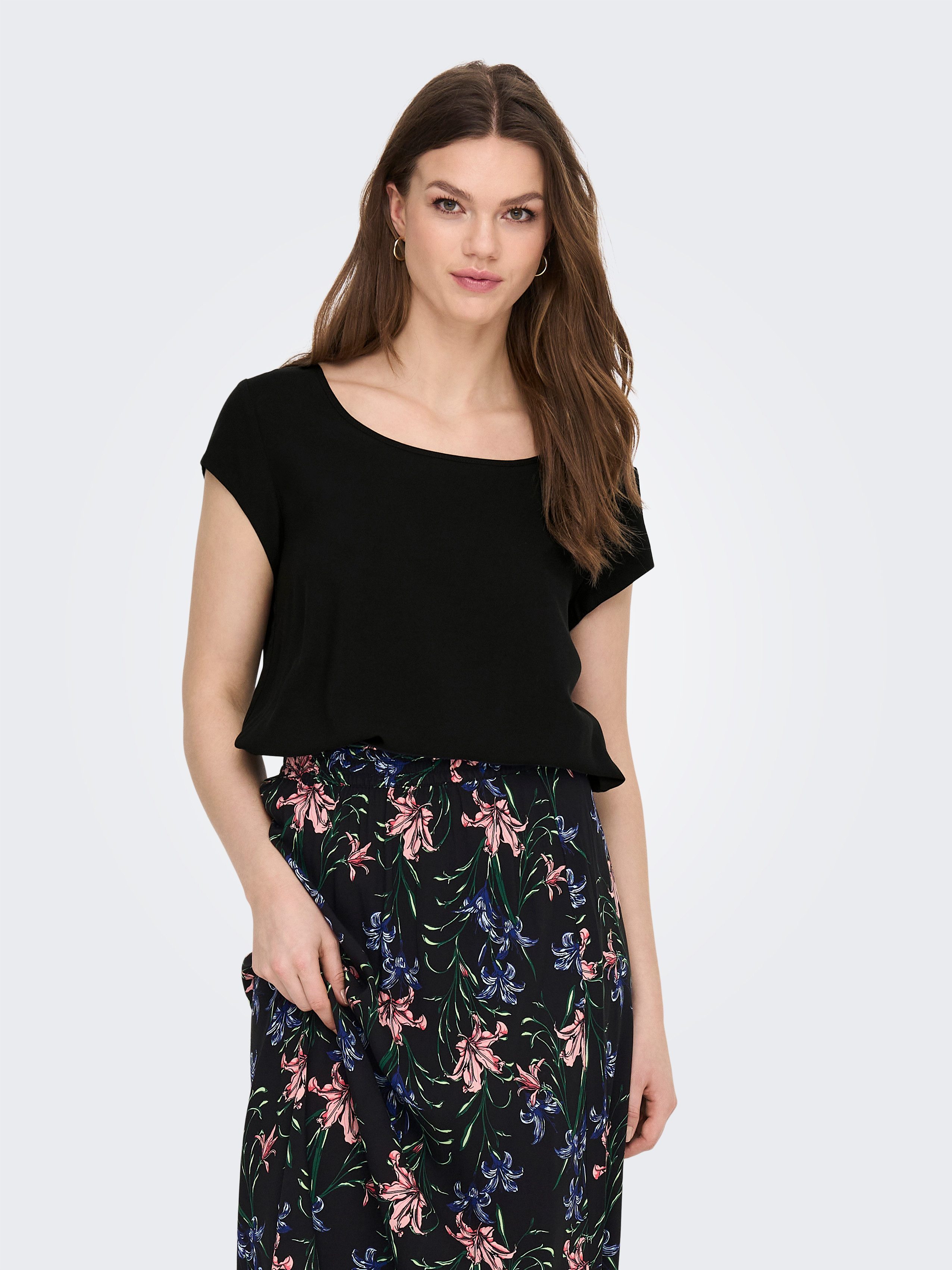 Only Shirt ONLNOVA LIFE VIS S/S TOP SOLID dames shirts maat 36 zwart