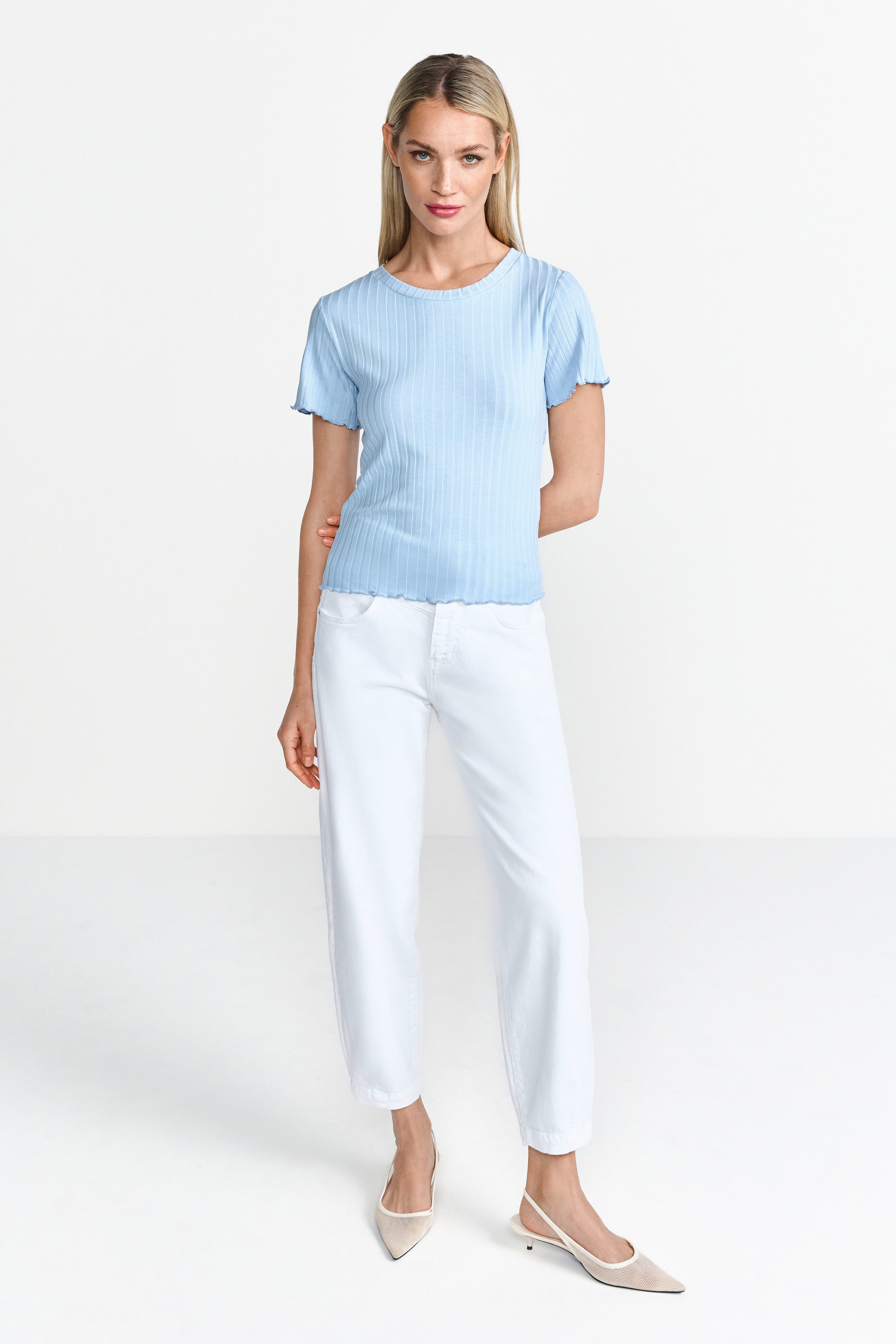 Rich & Royal Shirt met korte mouwen Met golvende zoom aan romp en mouwen