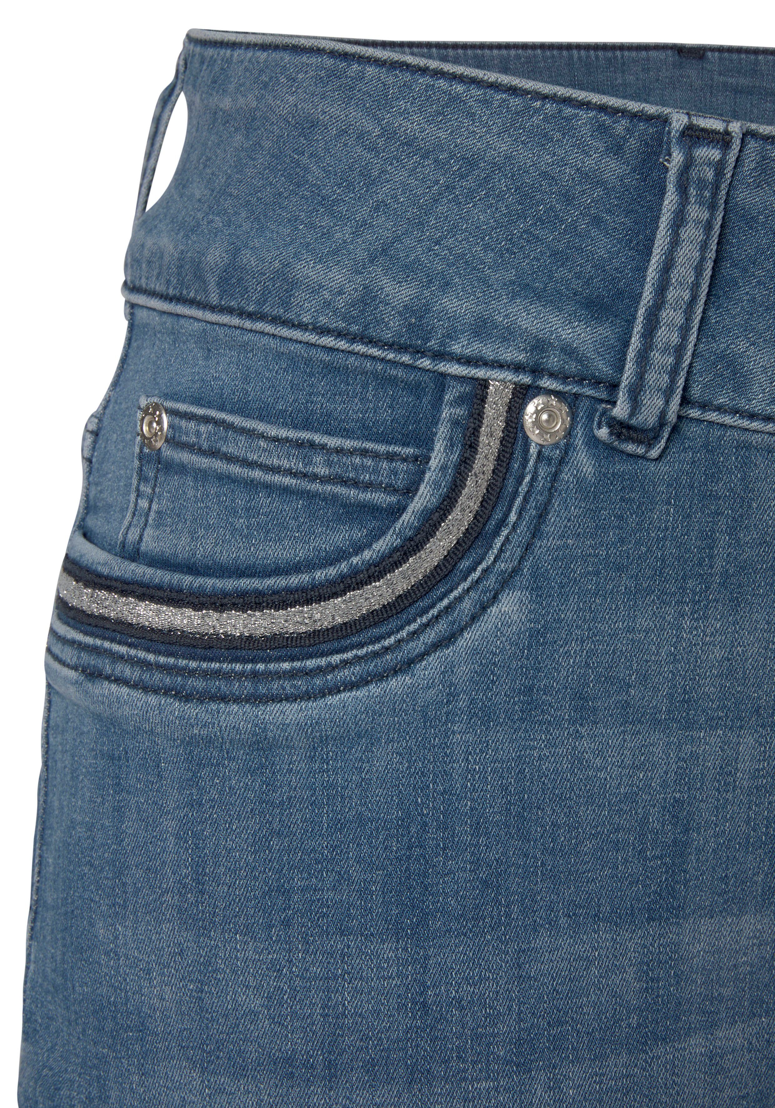 Lascana Capri jeans met versierde zakken elastische 7 8-jeans van katoen