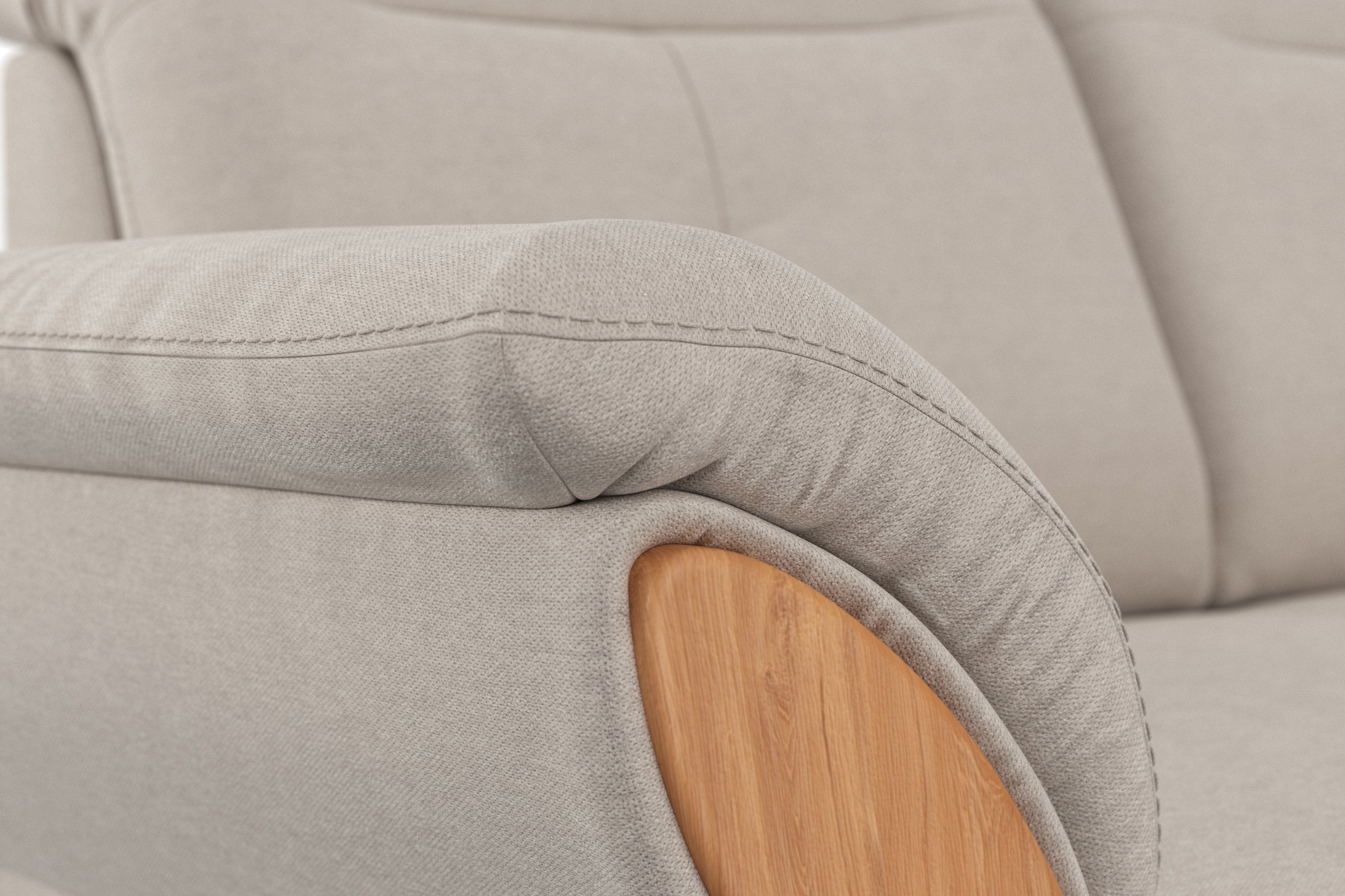 Home affaire 2-zitsbank Dangast Verstelbare hoofdsteun, houten frontlijsten, naar keuze ook in Easy clean bekleding