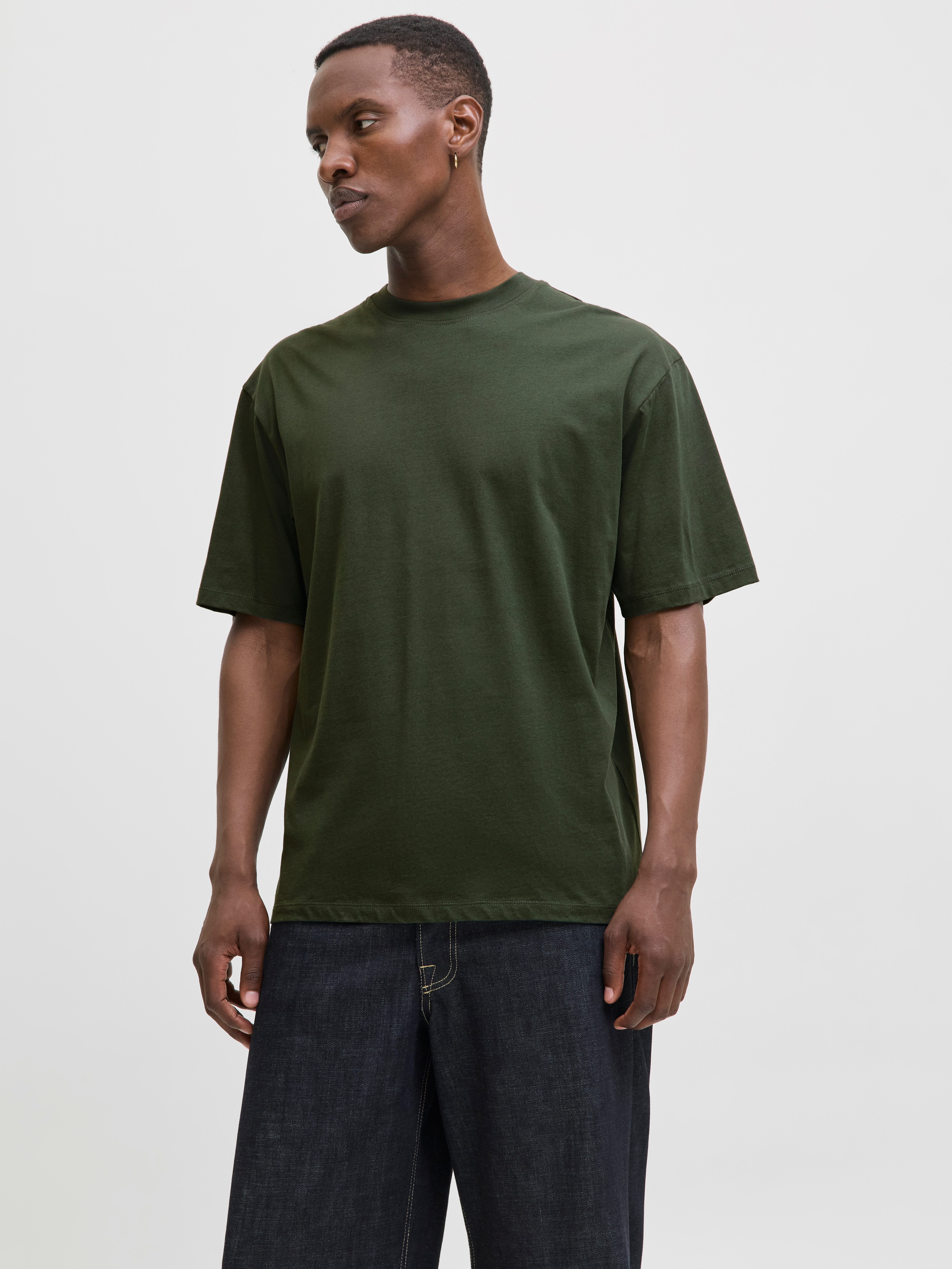 Jack & Jones Oversized shirt JJEBRADLEY TEE SS O-NECK NOOS