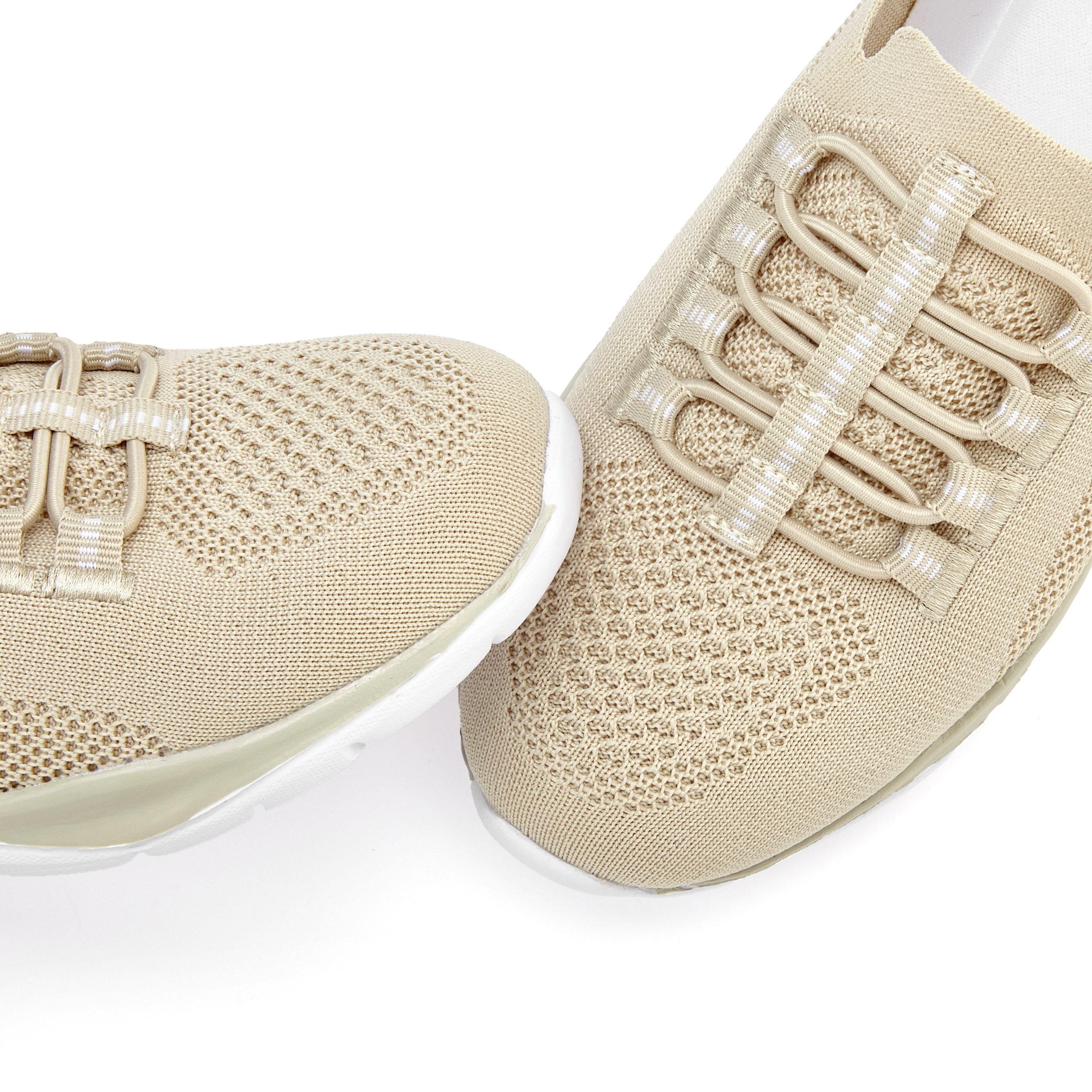Lascana Sneakers Slipper, halfschoen, licht mesh materiaal om in te stappen met elastische veters vegan