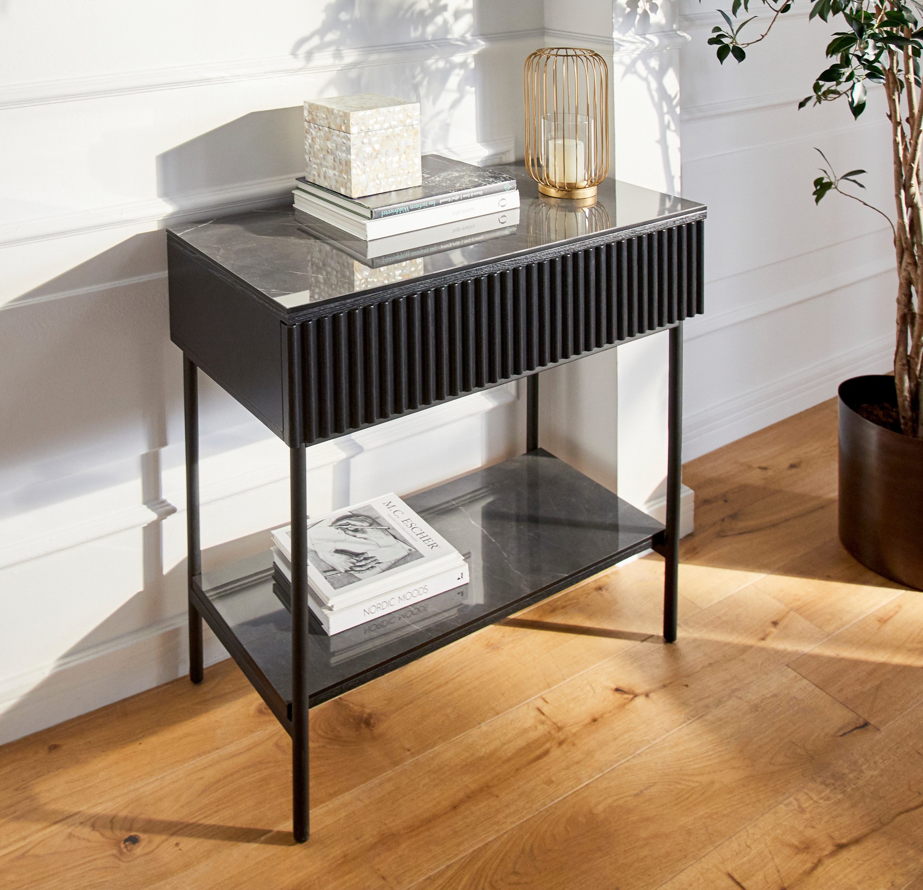 Guido Maria Kretschmer Home&Living Wandplank Sisterol van gepoedercoat metaal, variabel inzetbaar
