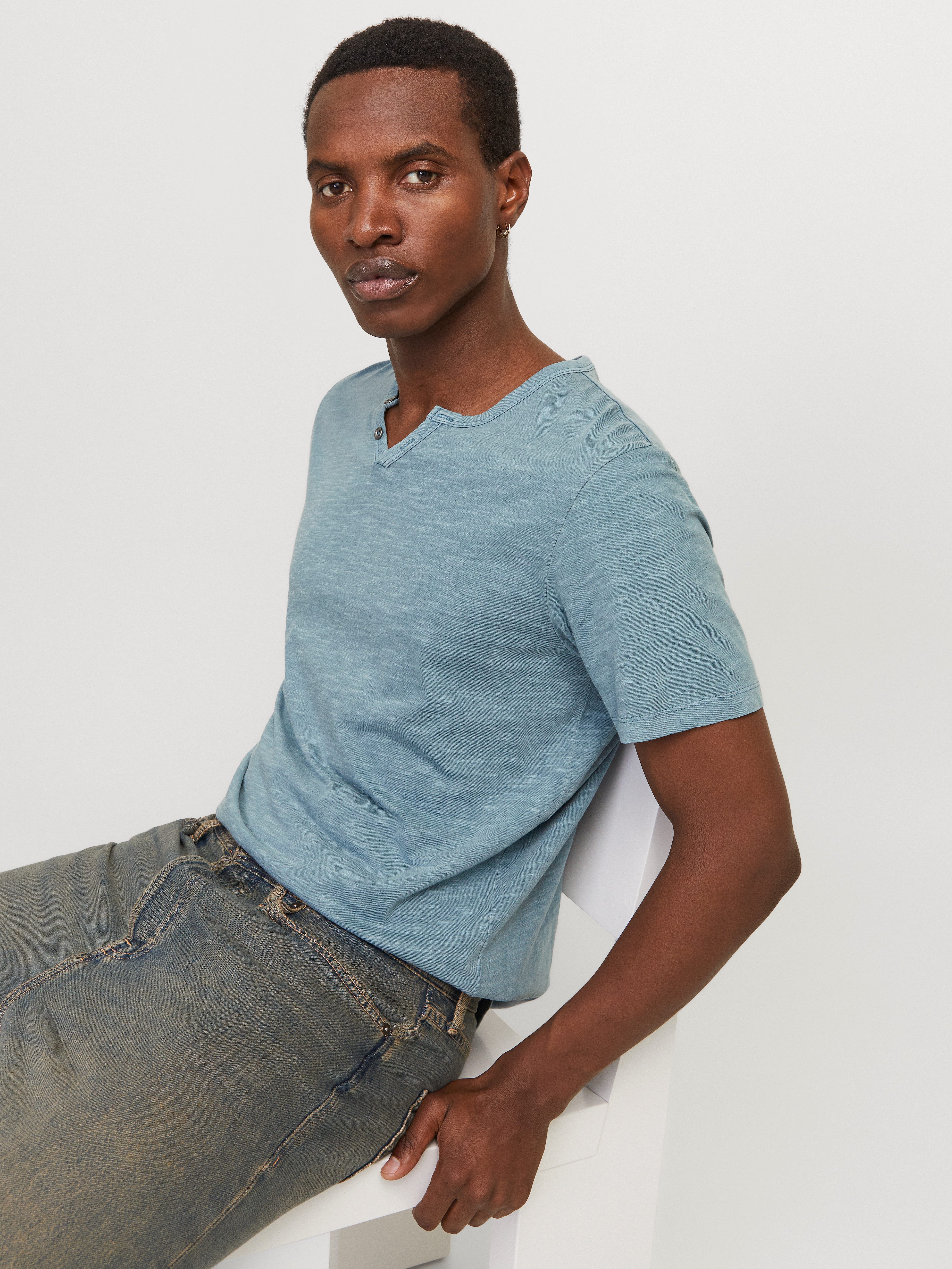 Jack & Jones T-shirt JJESPLIT NECK TEE SS NOOS