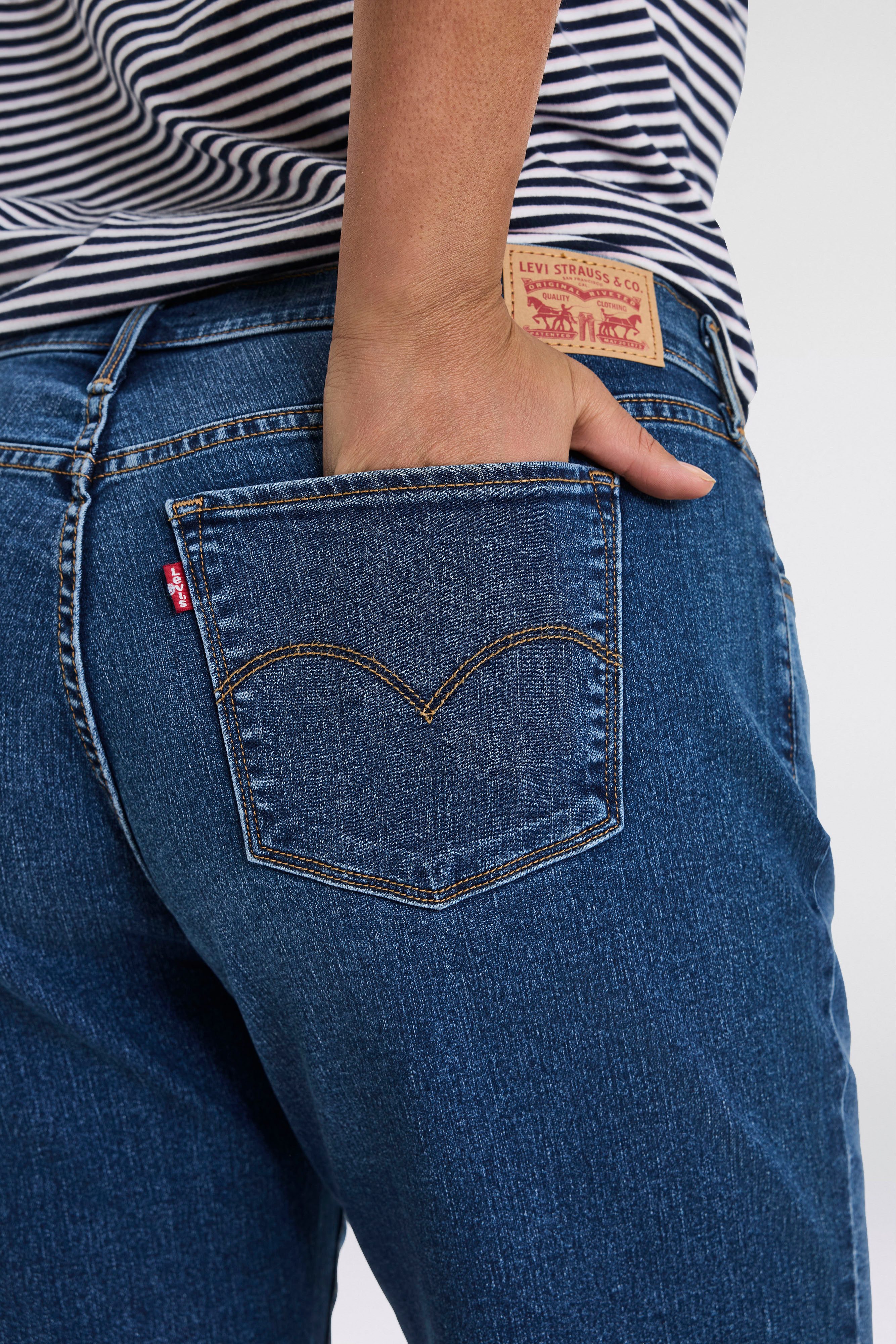 Levi's® Plus Short PL SHAPING BERMUDA DA