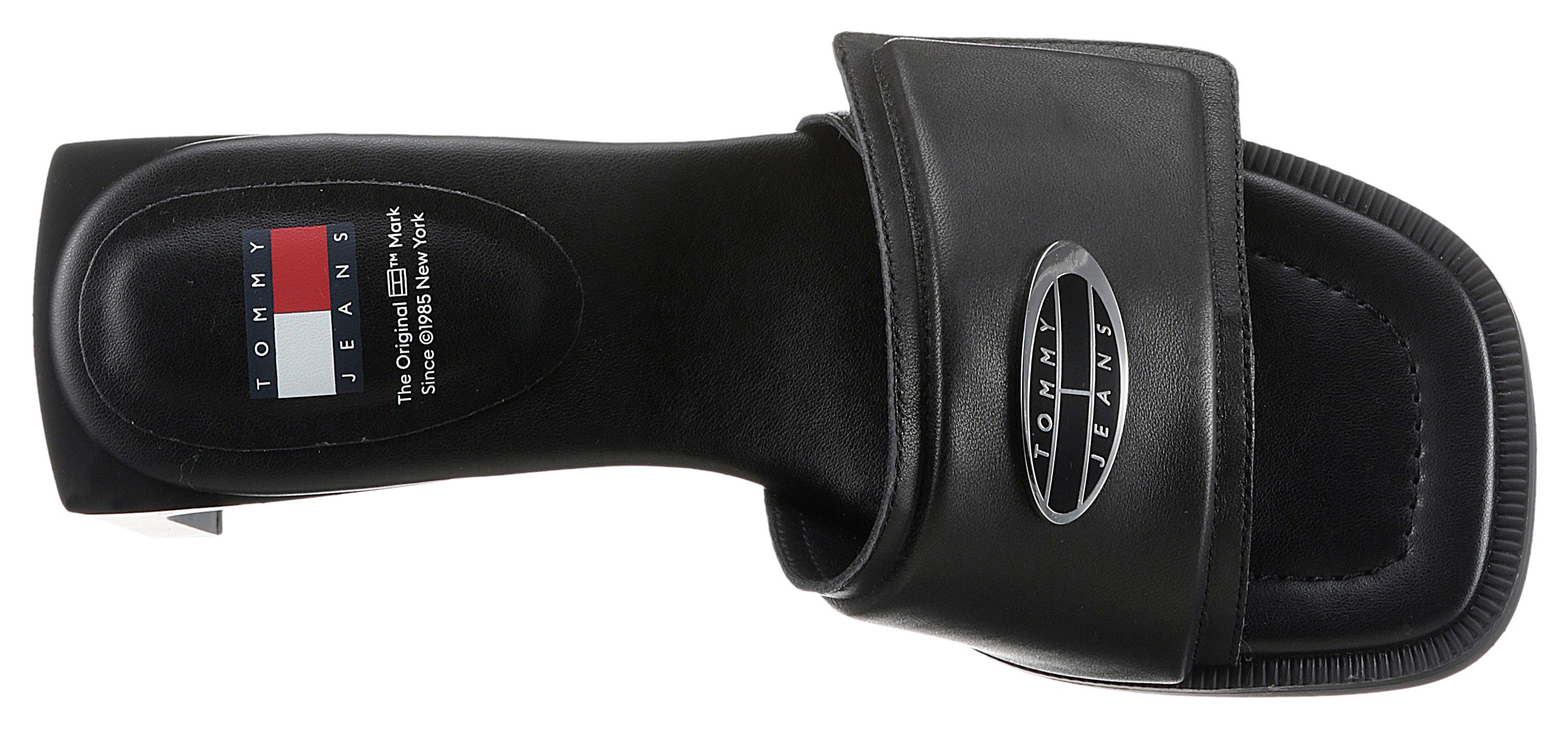 TOMMY JEANS Slippers THE SOHO HEEL LEATHER feestdagmode, zomerschoen met brede bandage