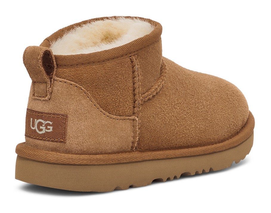 UGG Winterlaarzen Classic Ultra Mini instaplaars, winterlaars, boots met lamsvachtvoering