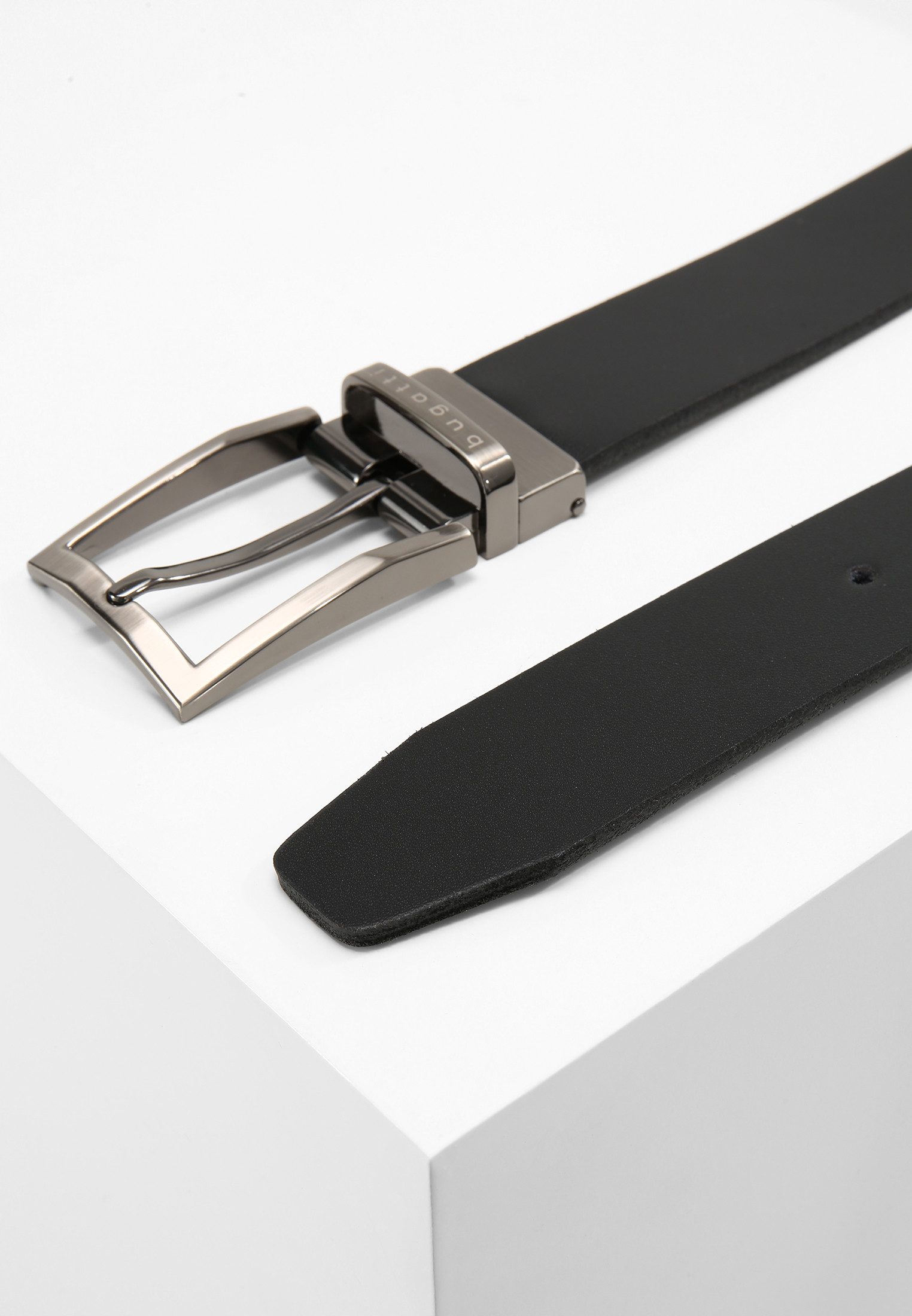 Bugatti Omkeerbare riem