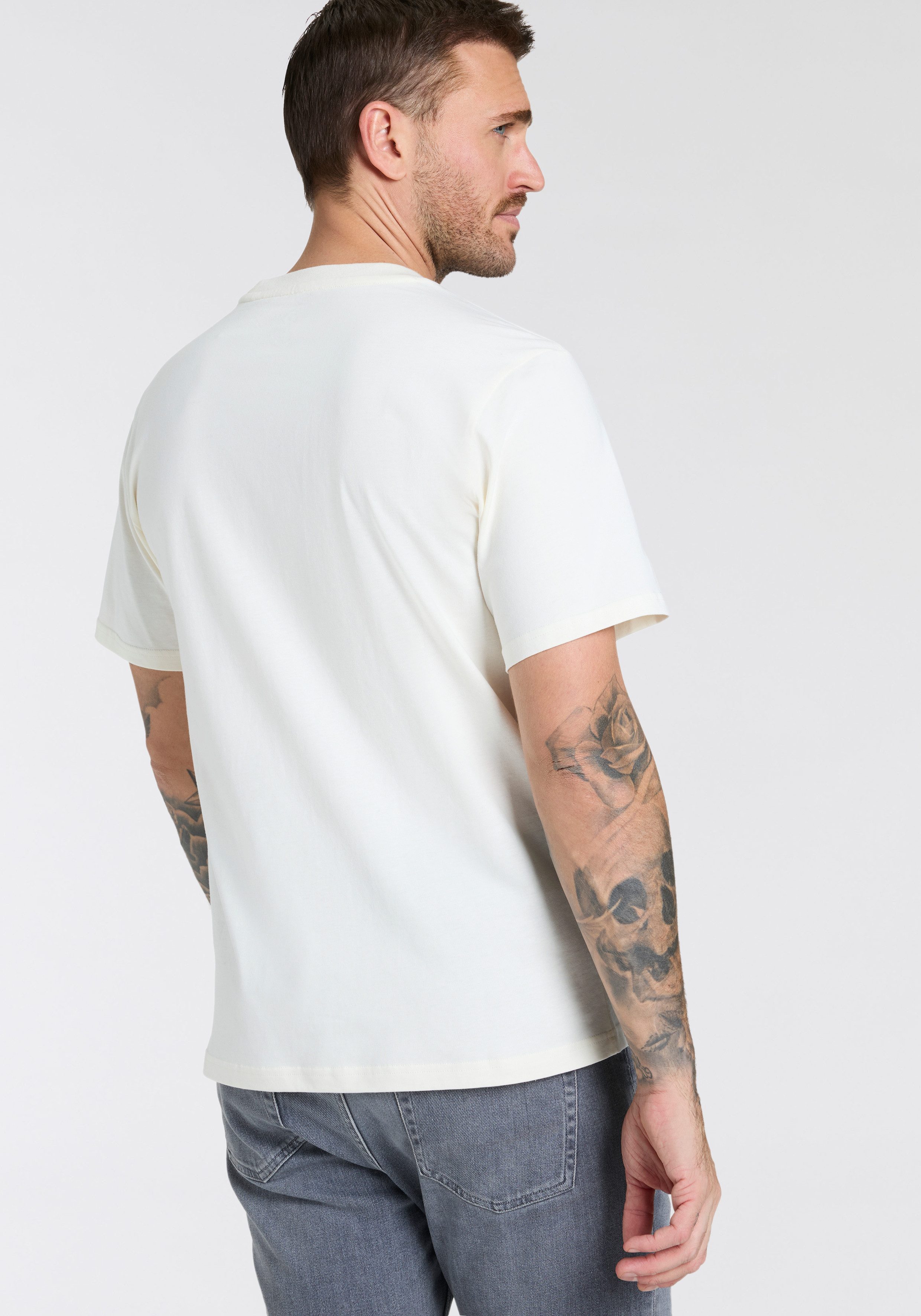 Converse T-shirt Unisex GO-TO STAR CHEVRON LOGO STANDARD-FIT (1-delig)