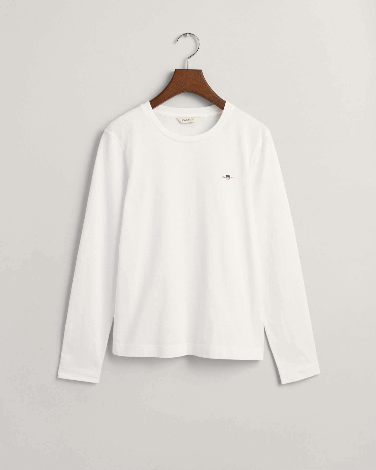 Gant Shirt met lange mouwen REG SHIELD LS T-SHIRT klein logoborduursel op borsthoogte
