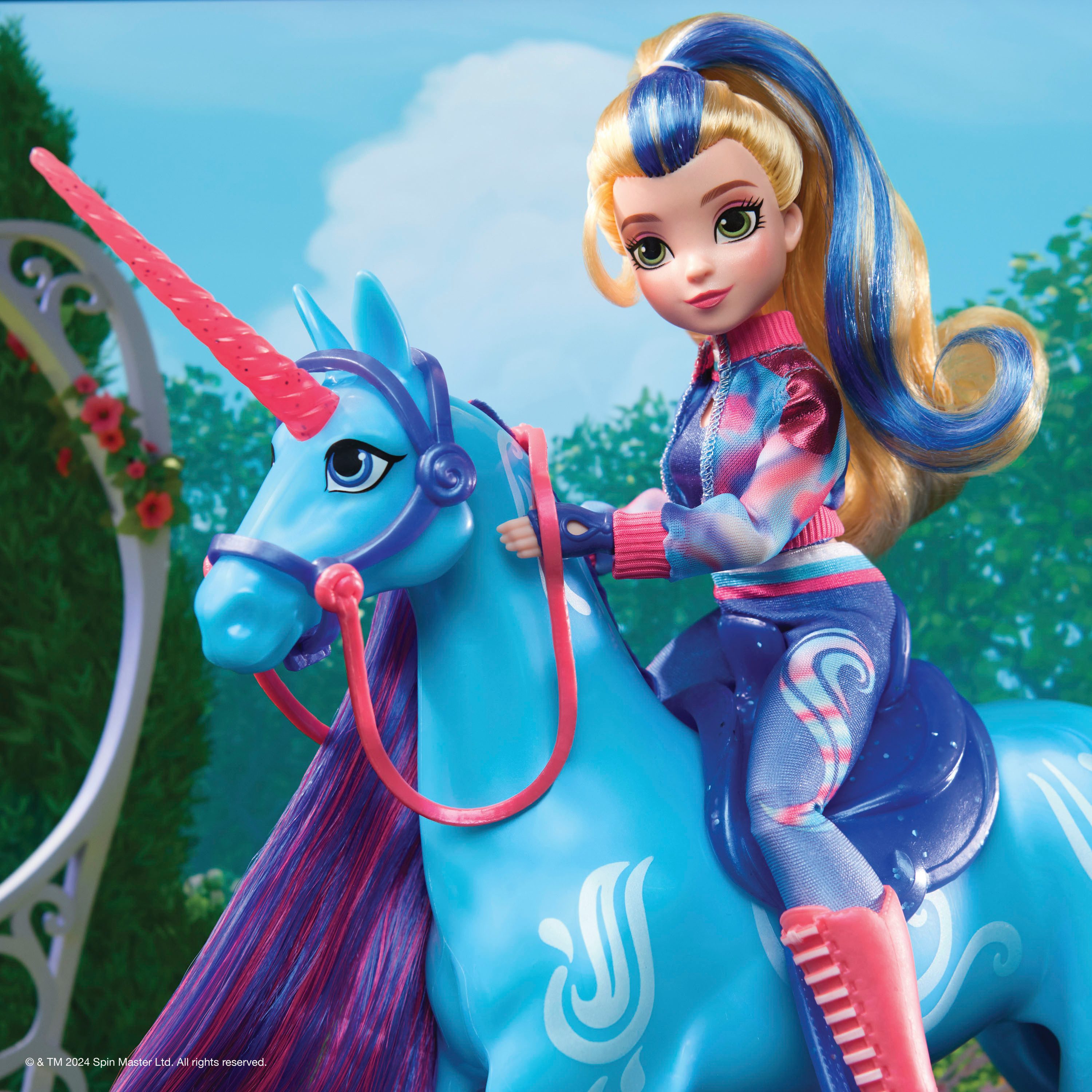 Spin Master Aankleedpop Unicorn Academy - Fashion Doll - Isabel