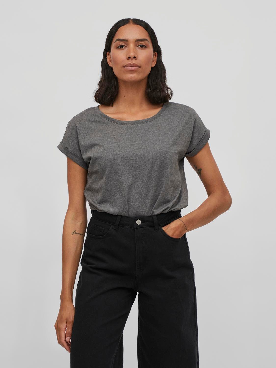 Vila Shirt met ronde hals VIDREAMERS NEW PURE T-SHIRT/SU-NOOS Basic dames T-shirt met ronde hals en omgeslagen mouwen dames shirts met ronde hals maat