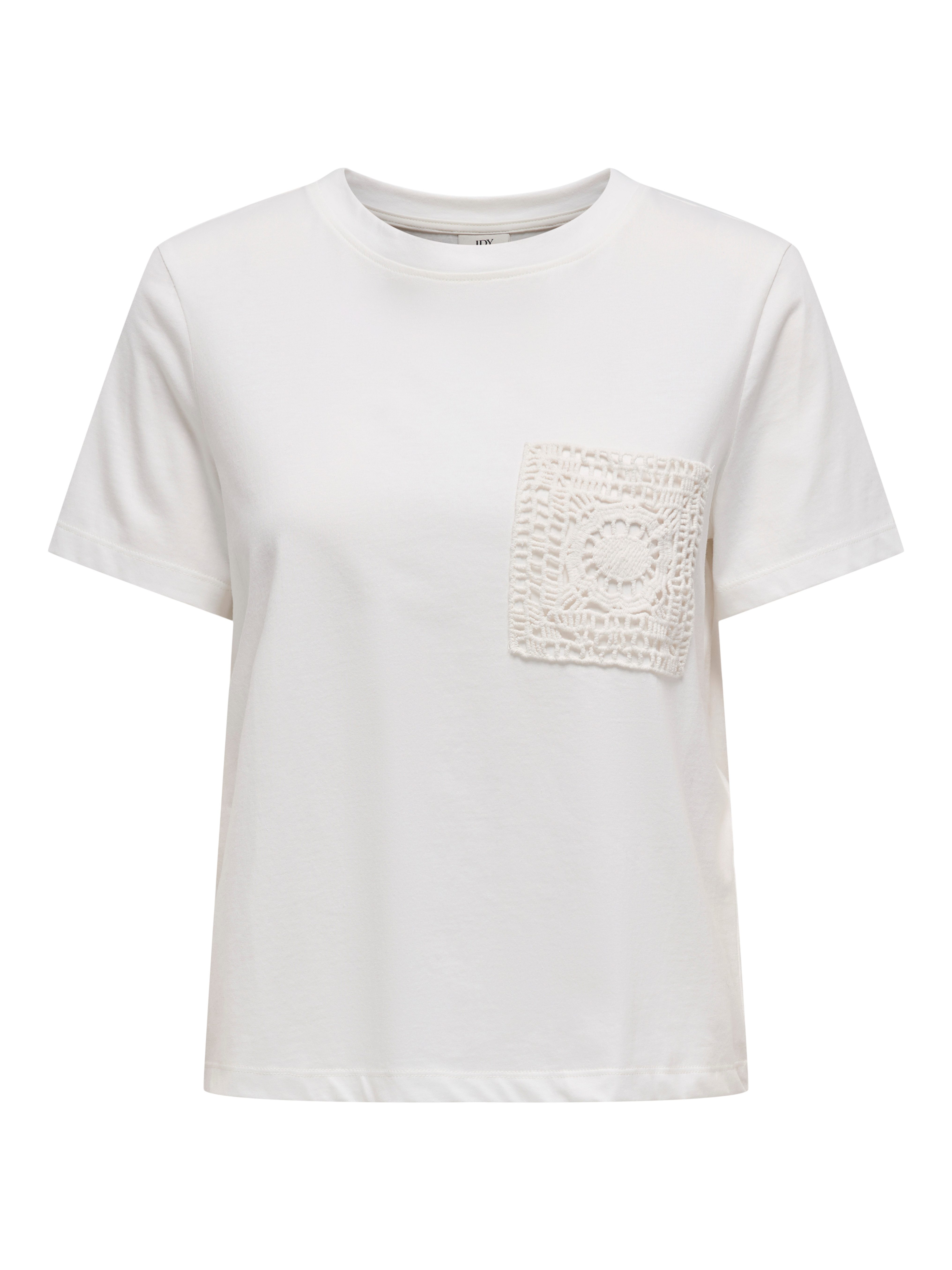 JDY Shirt met korte mouwen JDYSELMA S/S CROCHET POCKET TOP JRS NOOS