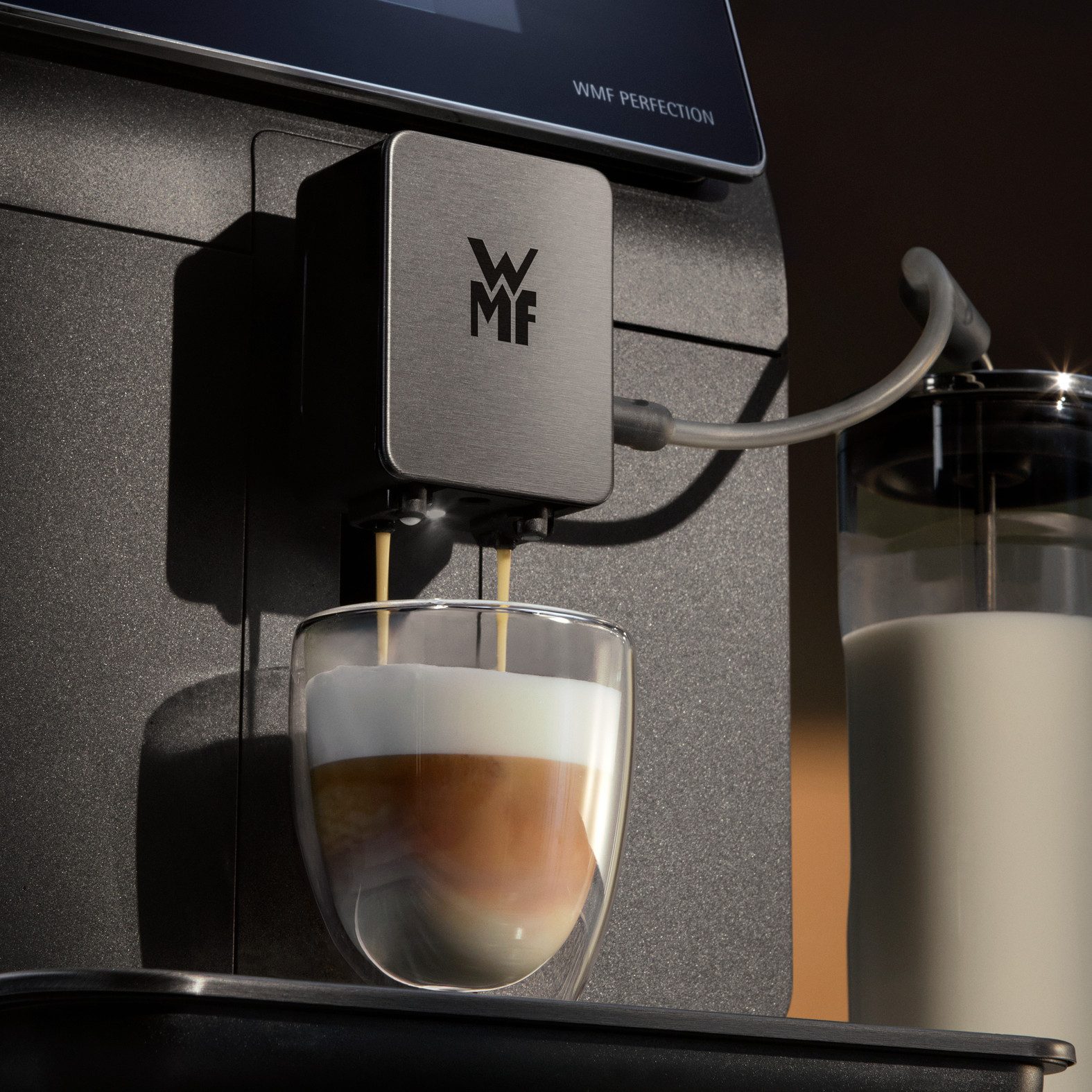 WMF Volautomatisch koffiezetapparaat Perfection 890L CP855815, intuïtieve gebruikersinterface, perfecte melkschuim, zelfreinigend