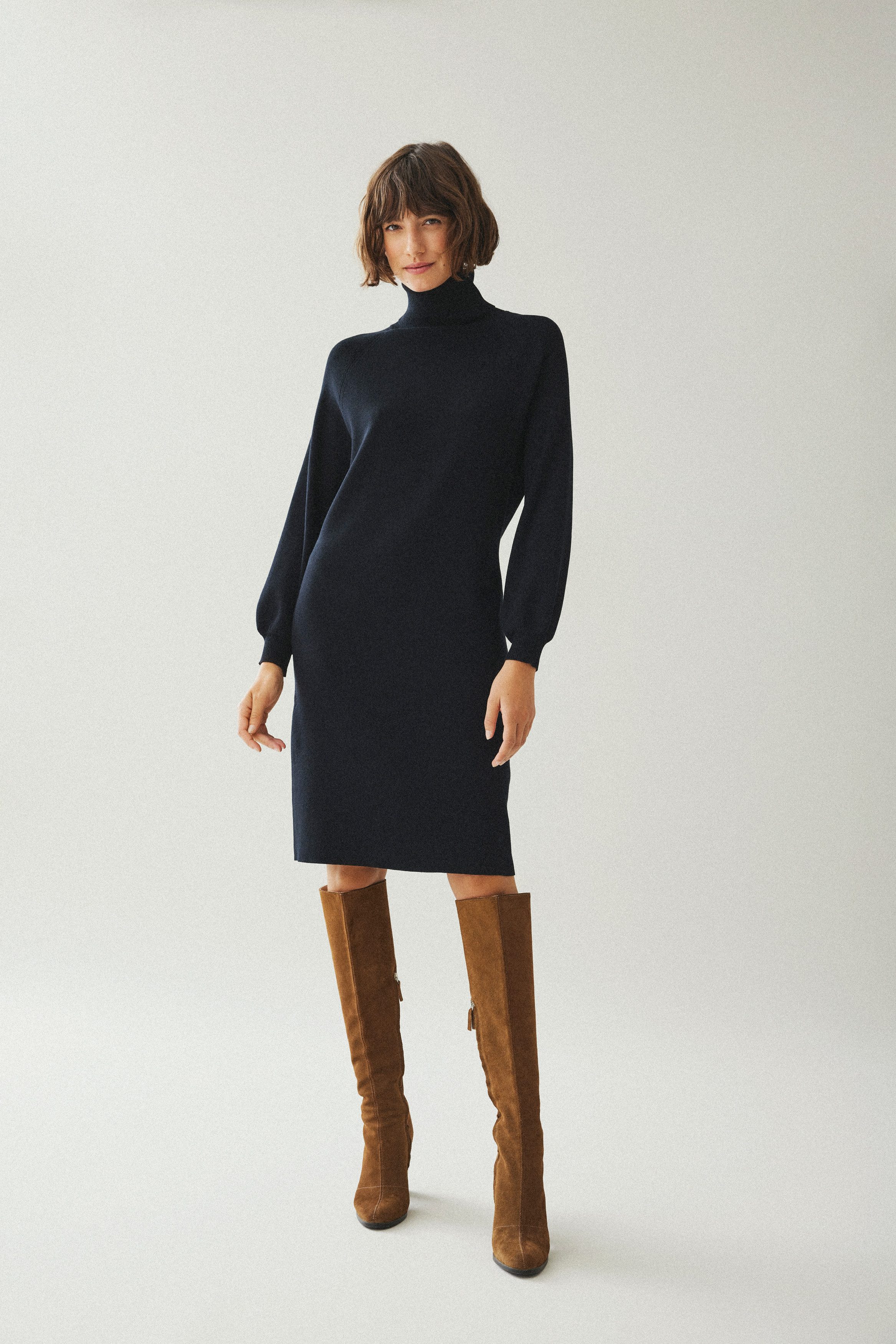 Vila Gebreide jurk VIOSTRIA ROLL NECK L/S KNIT DRESS - NOOS