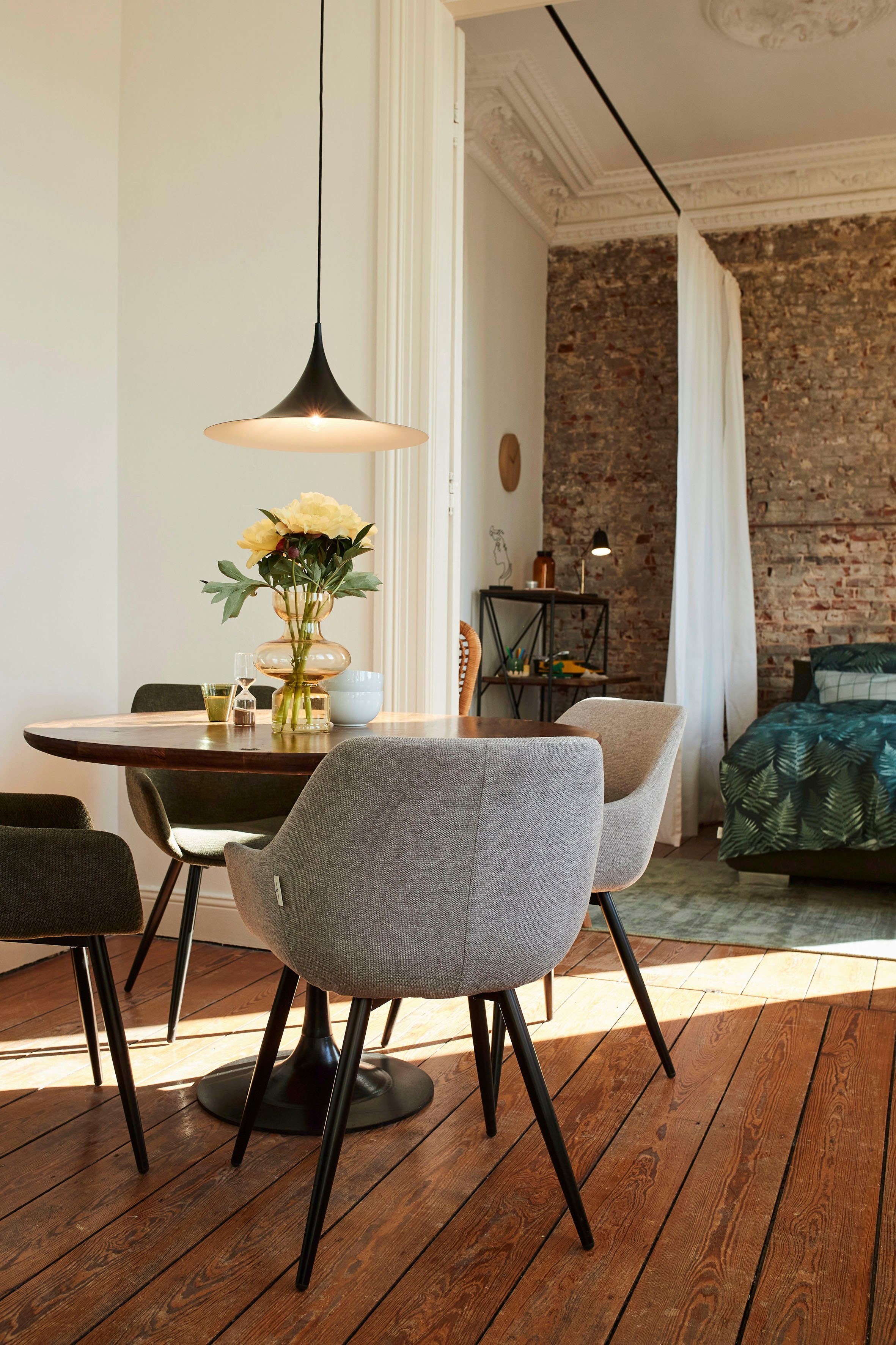 TOM TAILOR HOME Eettafel T-MODERN TABLE ROUND van mangohout, knoopdetail, moderne elegantie door afgeronde rand